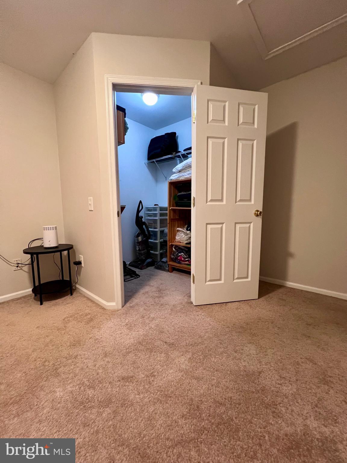 KINGS CROFT - Residential