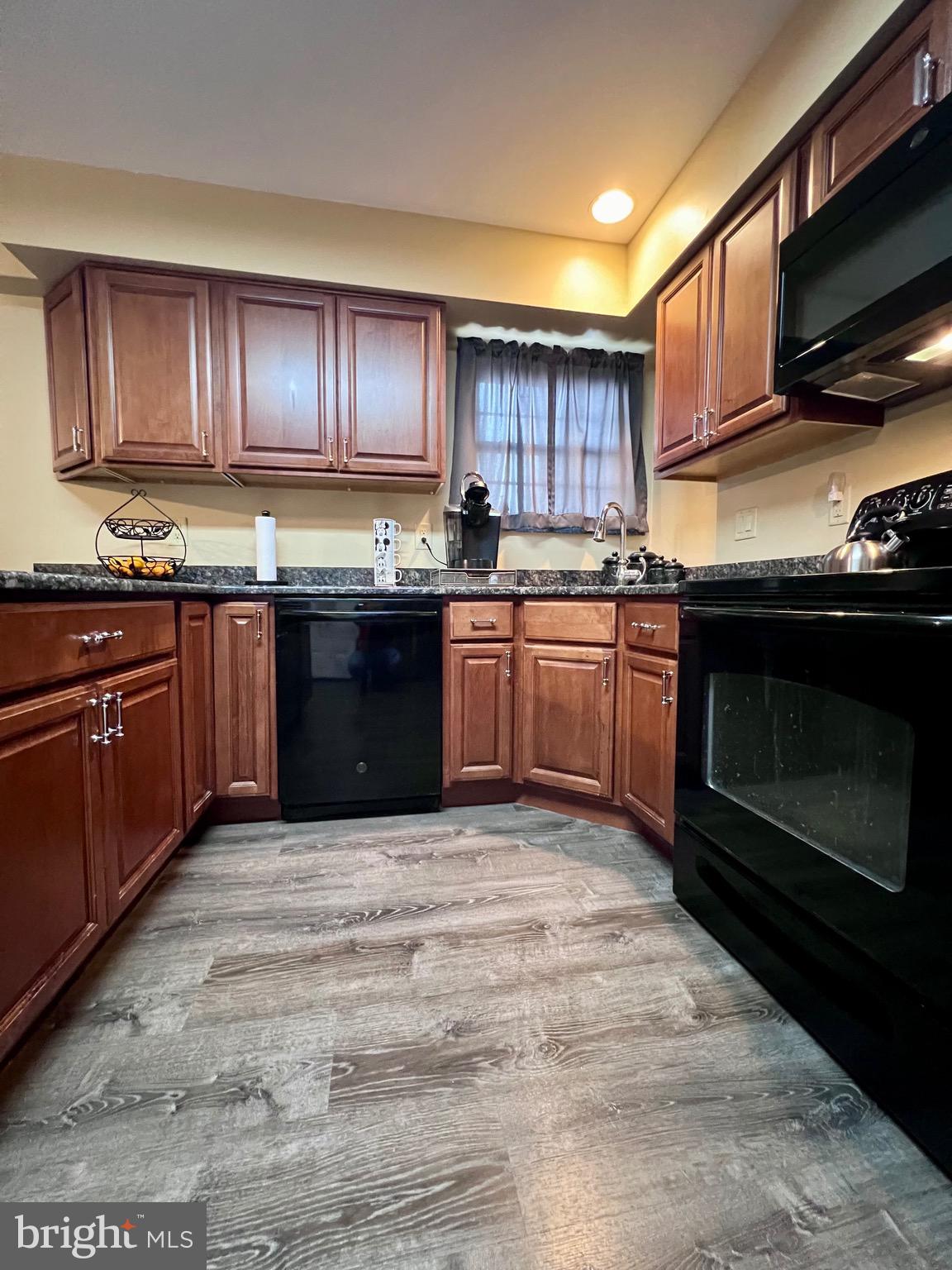 KINGS CROFT - Residential