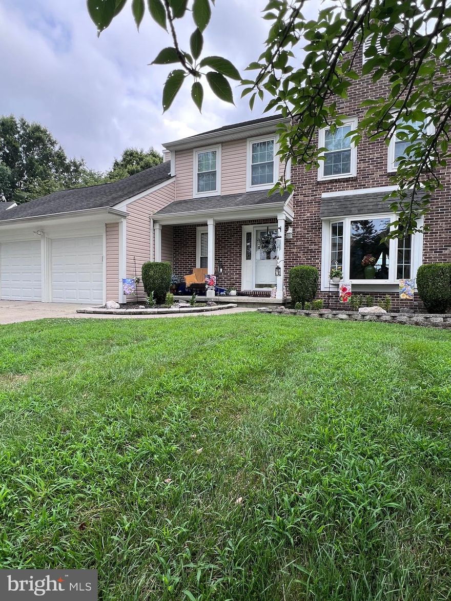 SHOW STOPPER IN 19701!!  Let's take a moment to be thankful for this spacious 5 bedroom home (all on 2nd floor) with a large open fenced in lot and full finished basement!  Picture your family enjoying the holiday meal in the convenient open space off the kitchen & facing the expansive addition! The lucky new owner will be grateful for all the rooms and space with flexible purposes - perfect for multiple generational living. The full and finished basement is a dream come true - man cave? Recreation space? Fitness room that could be a 6th bedroom - complete with a walk up egress.  The kitchen boasts beautiful cabinets and granite counters. The 2nd floor Primary Bedroom is quite spacious with lots of closet space & a full bath. The Secondary Bedrooms are large with generous closet space. BONUS: 2 of the Secondary Bedrooms offers a bonus sitting room & closet.  Make your appointment today! Seller needs a rent back/post occupancy agreement for 7-10 days after closing.