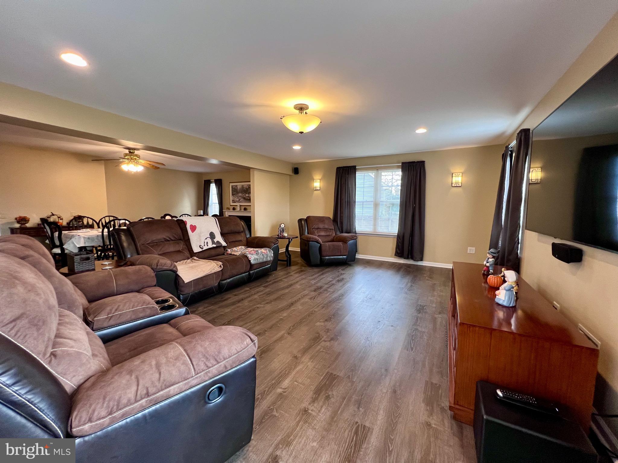 KINGS CROFT - Residential