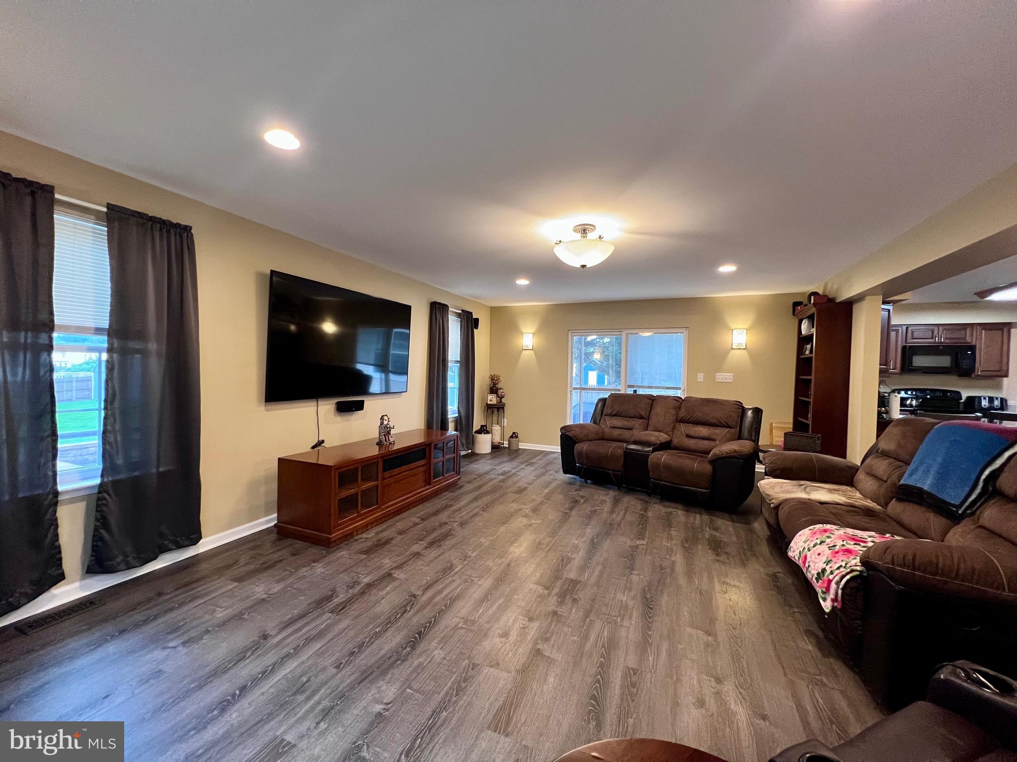 KINGS CROFT - Residential