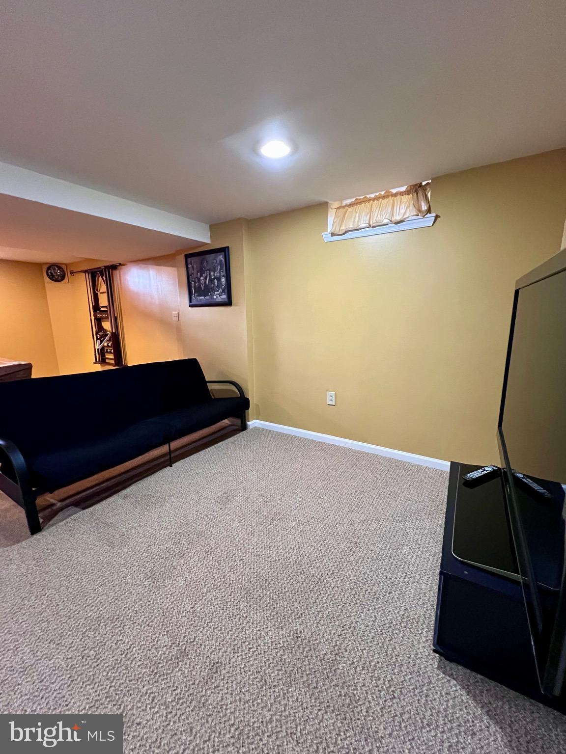 KINGS CROFT - Residential