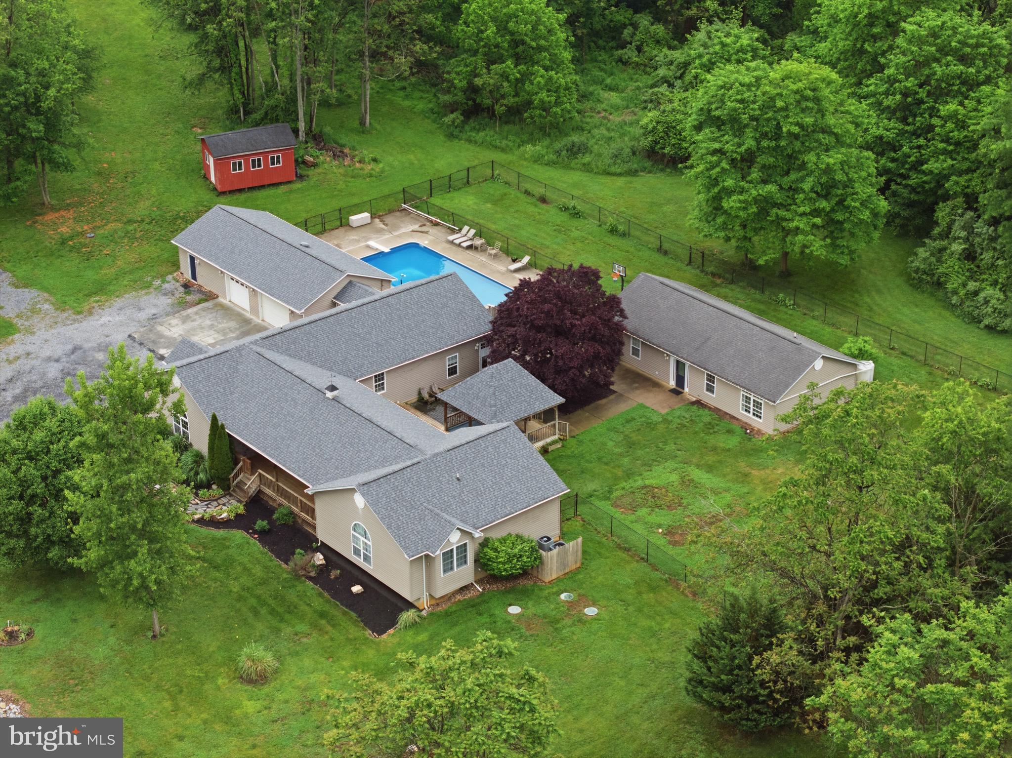 SYLVAN RUN ESTATES - Residential