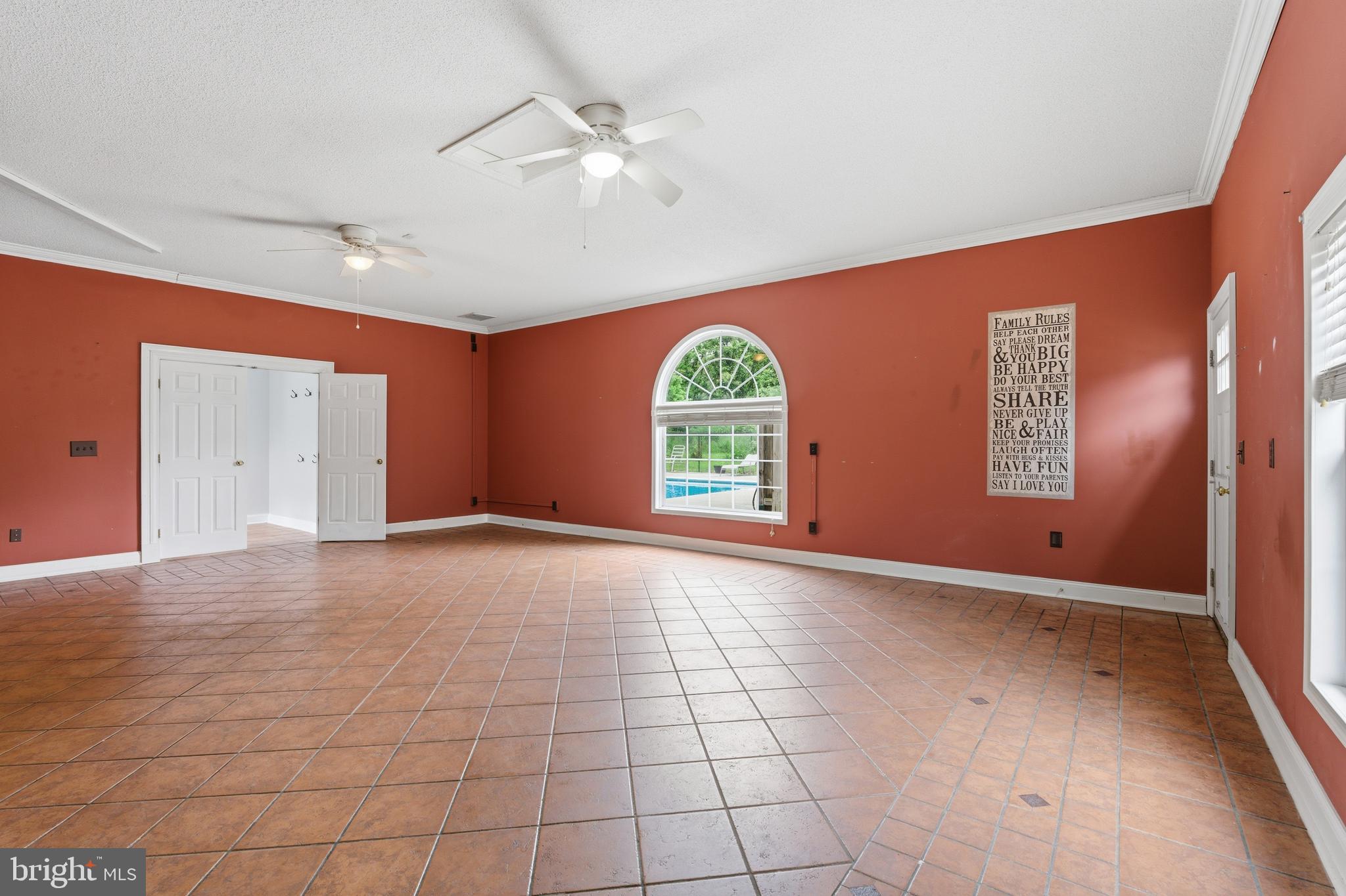 SYLVAN RUN ESTATES - Residential