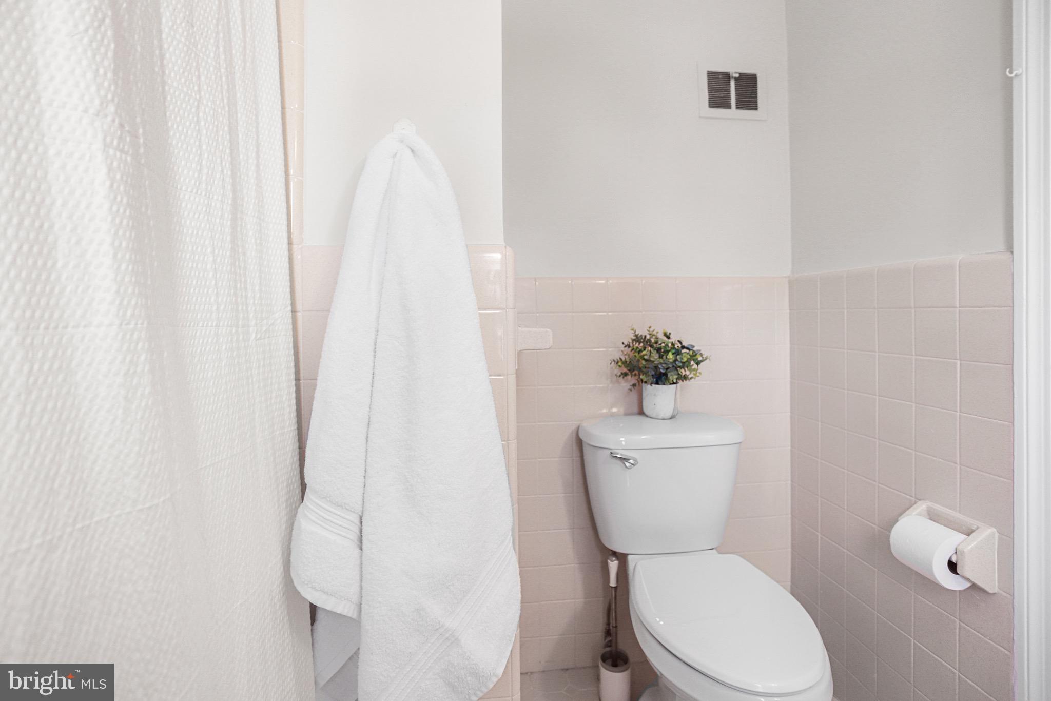 LEEDOM ESTS - Residential