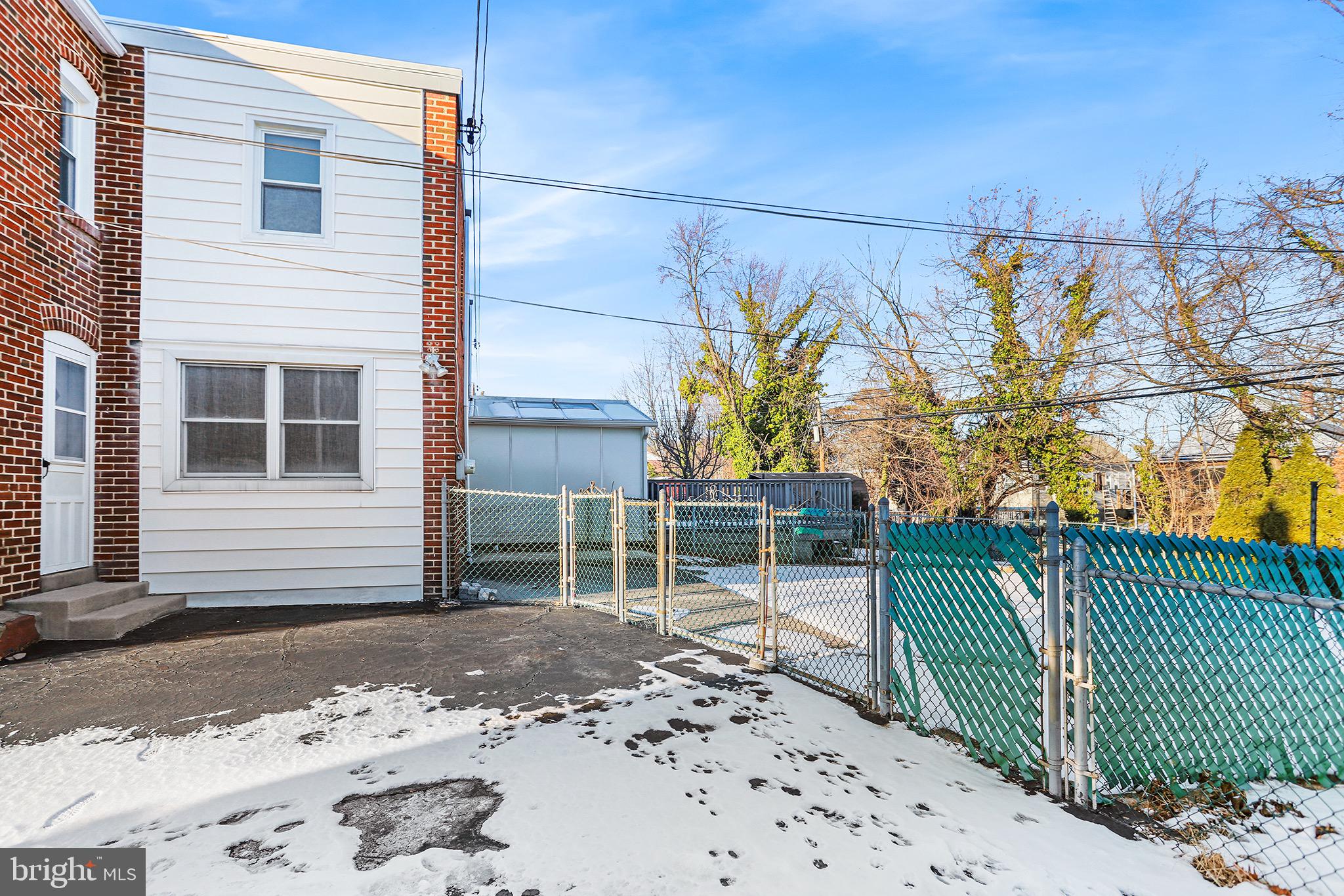 LEEDOM ESTS - Residential