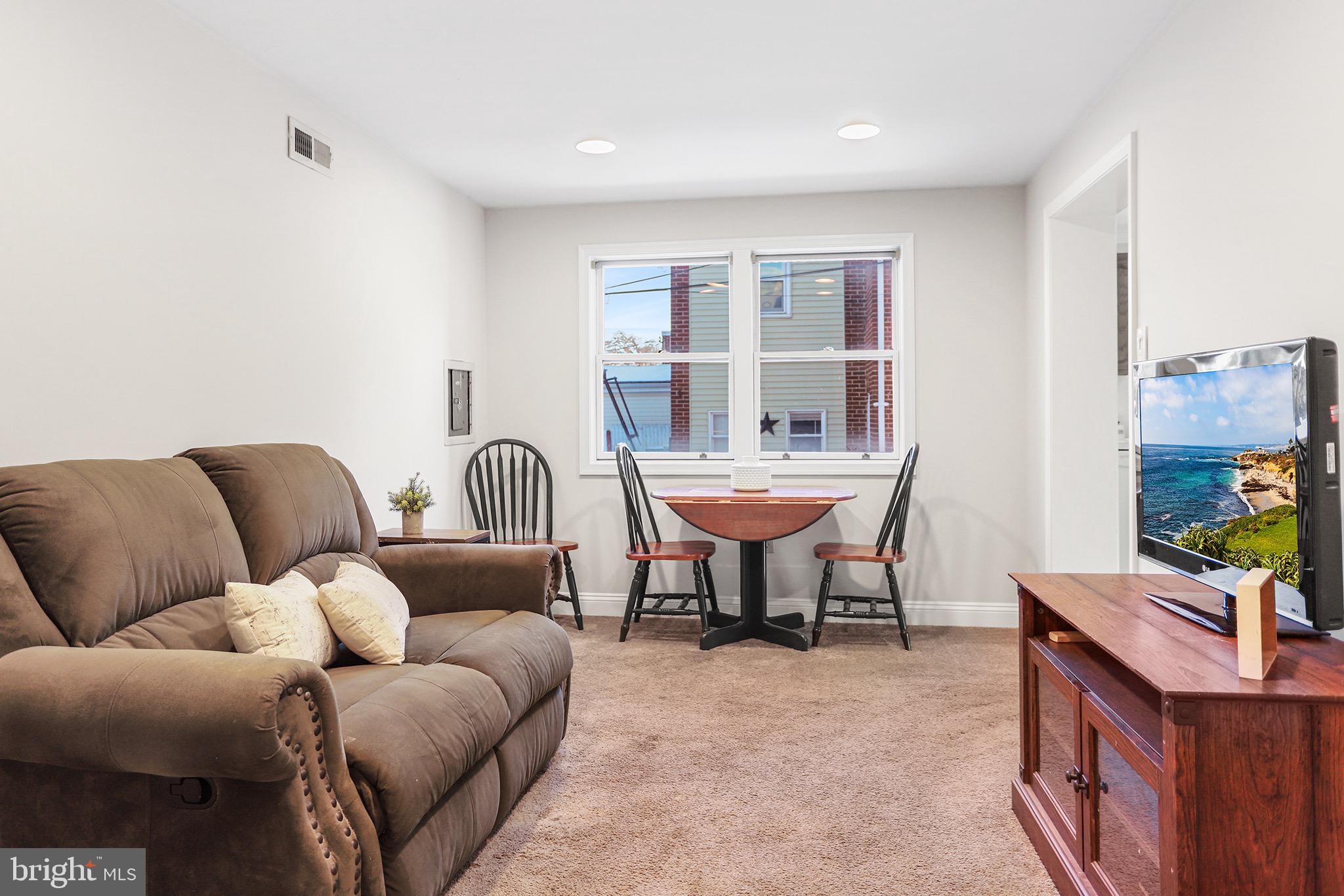 LEEDOM ESTS - Residential