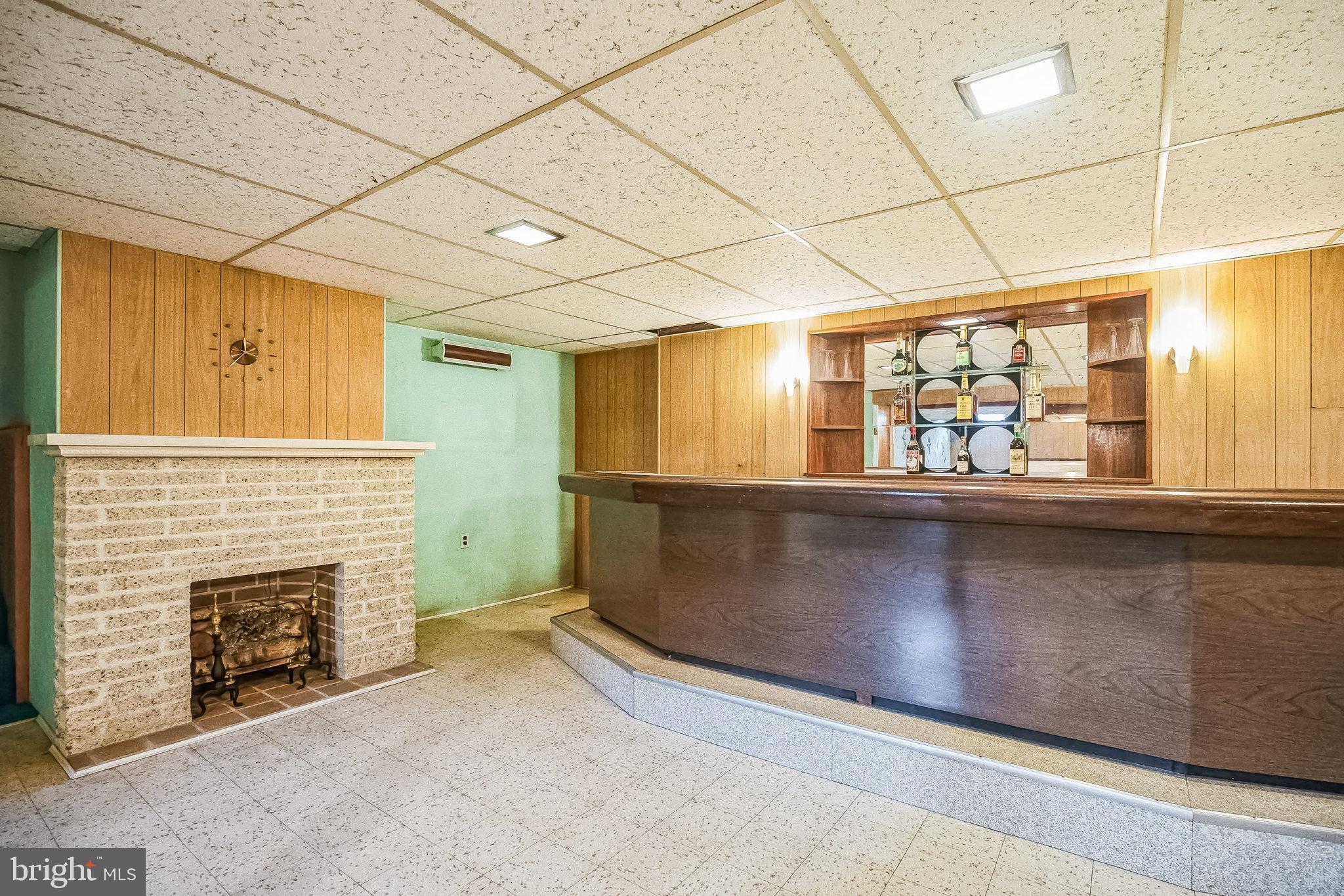 ROXBOROUGH - Residential