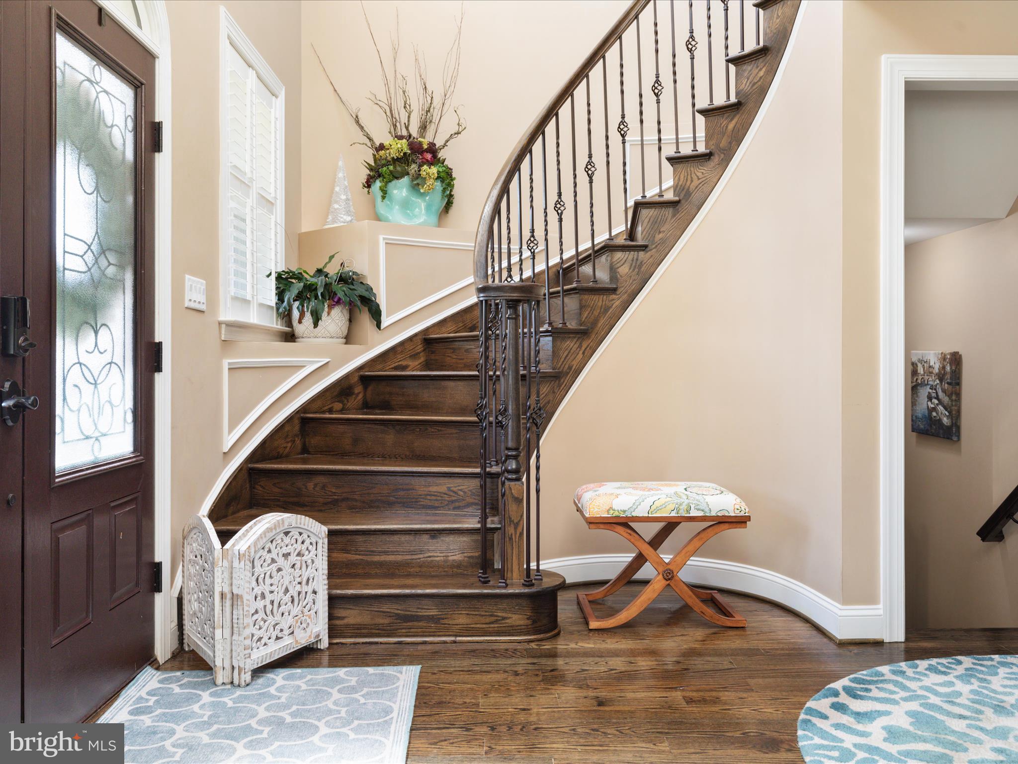 77 BOWLING VIEW ROAD