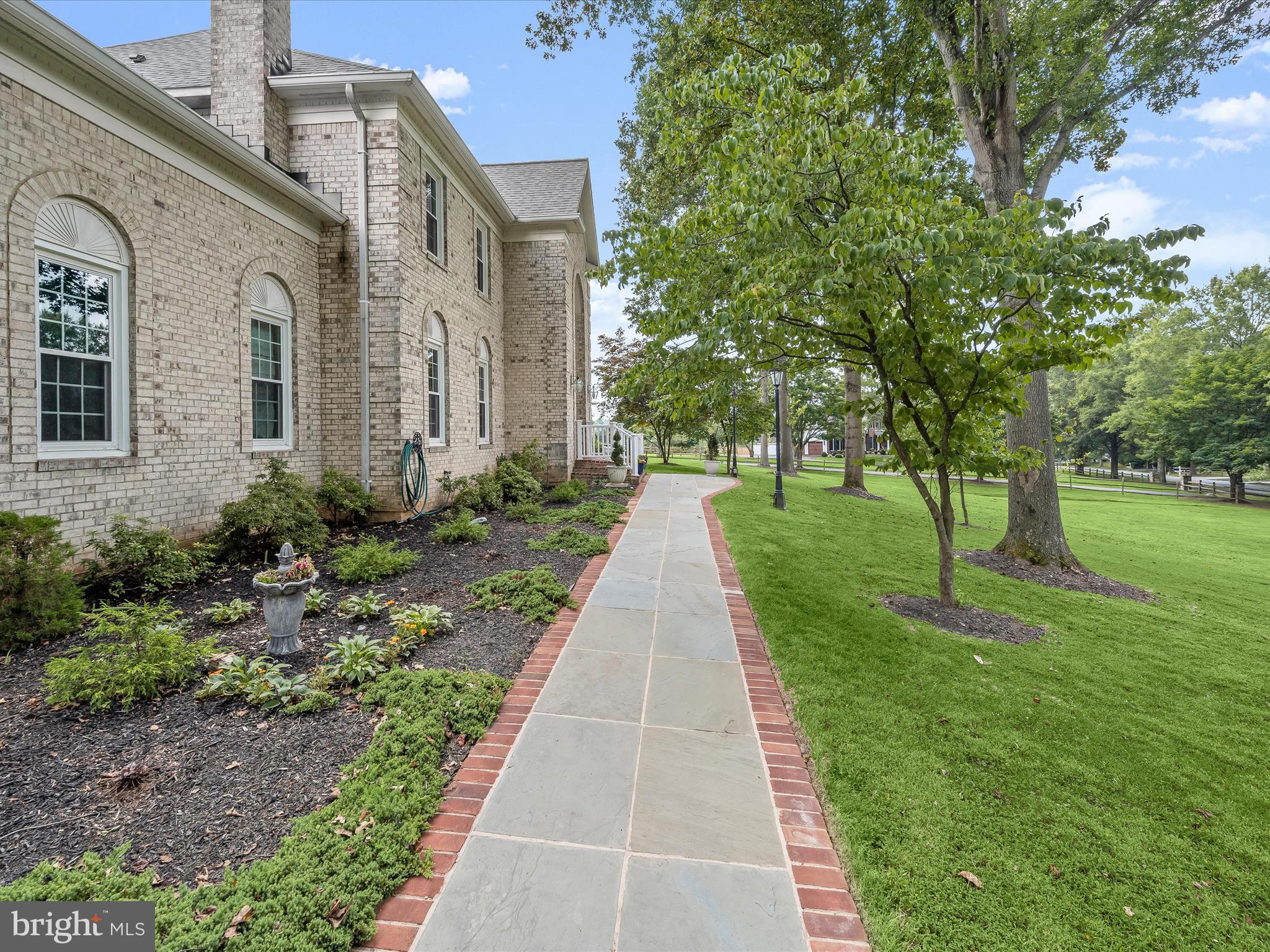 GREENHILLS FARM - Residential