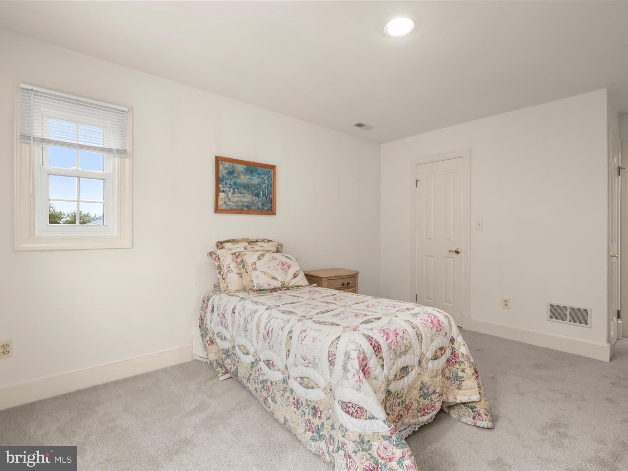 GREENHILLS FARM - Residential