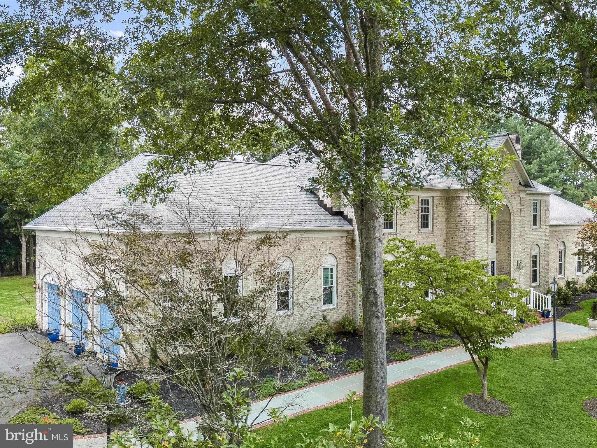 GREENHILLS FARM - Residential