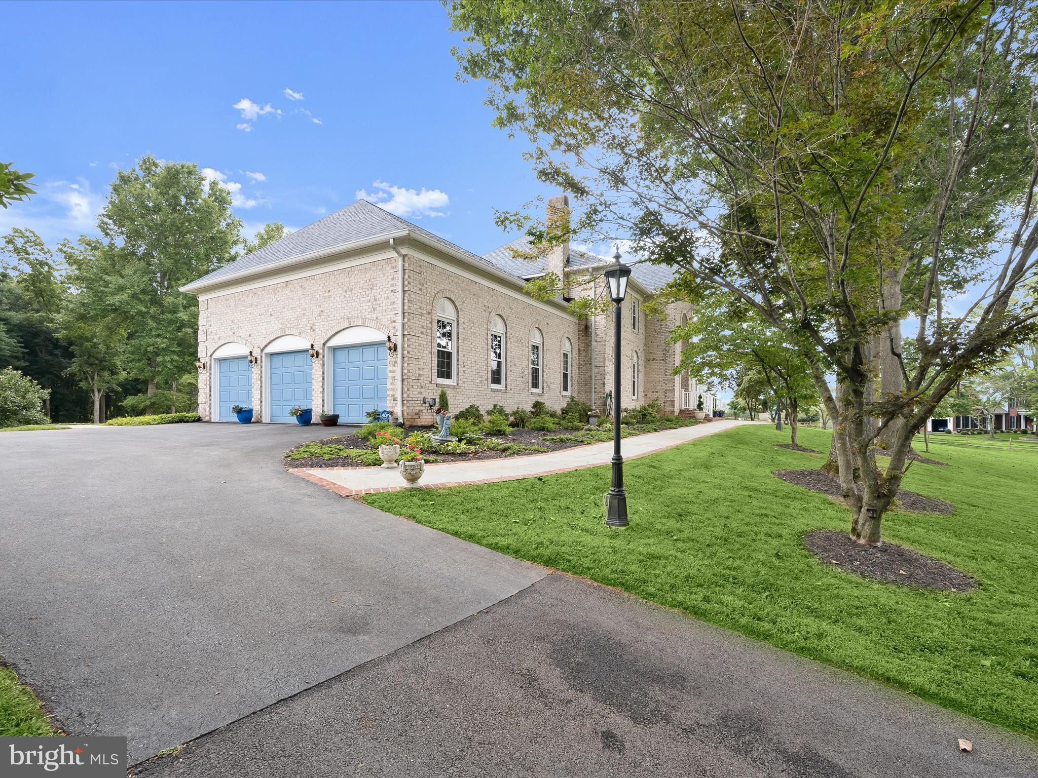 GREENHILLS FARM - Residential