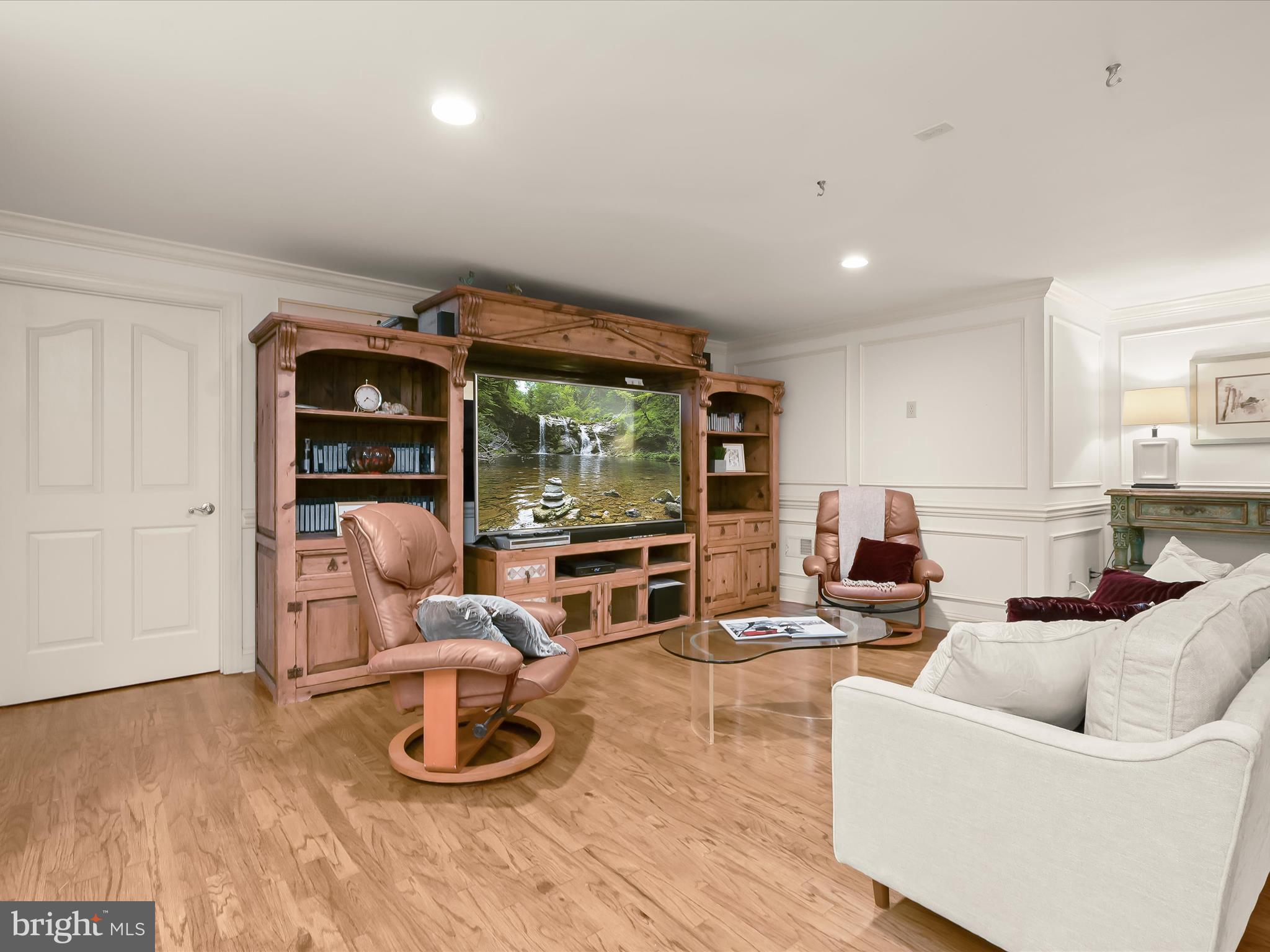 GREENHILLS FARM - Residential