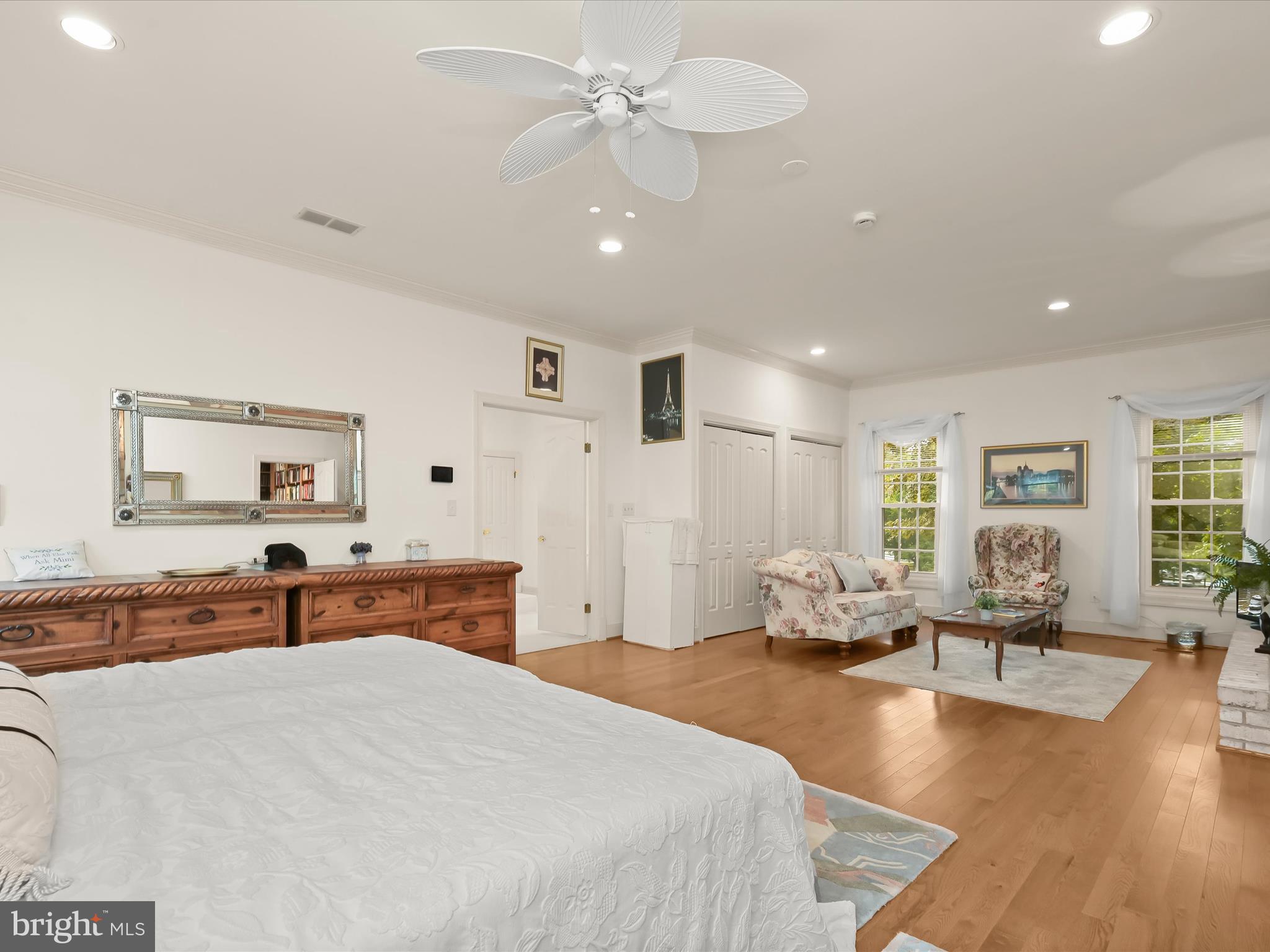 GREENHILLS FARM - Residential