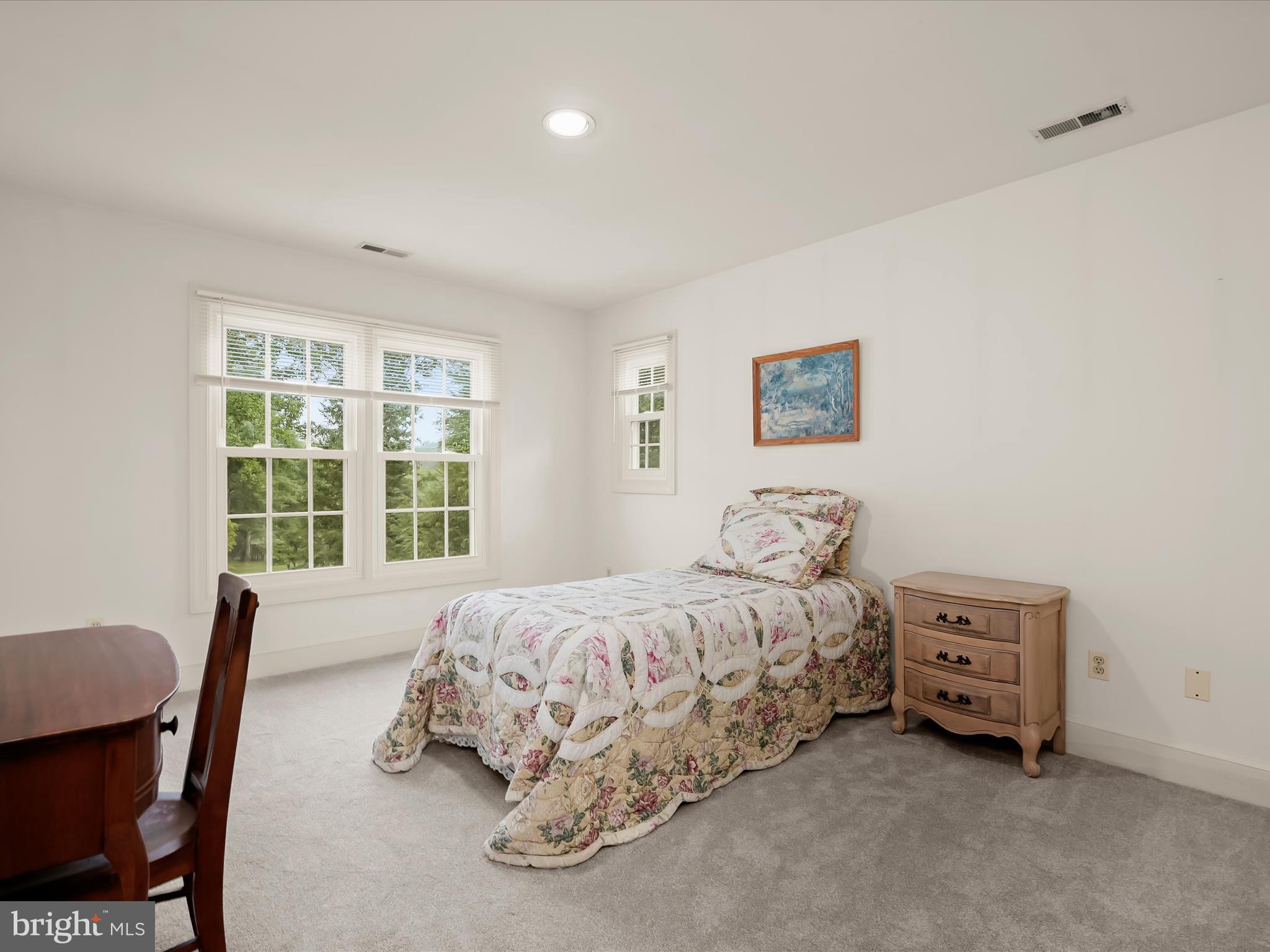 GREENHILLS FARM - Residential