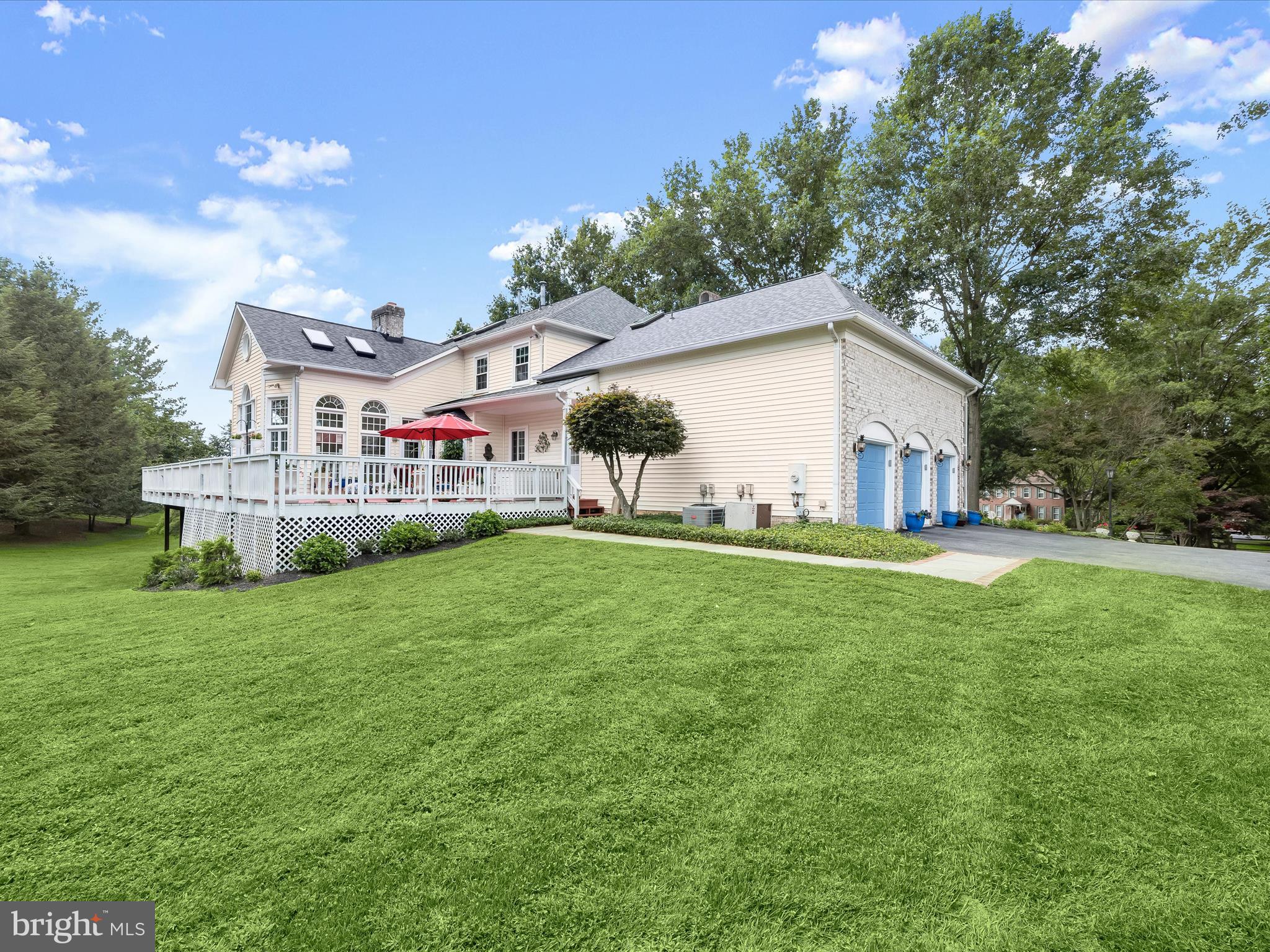 GREENHILLS FARM - Residential