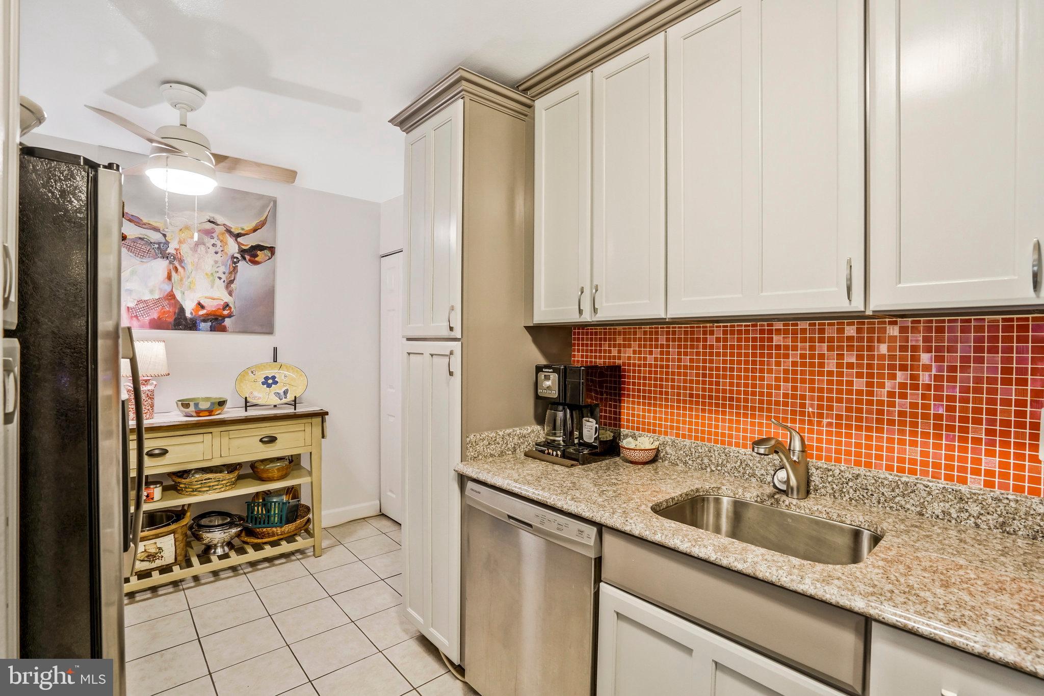 ALEXANDRIA KNOLLS - Residential