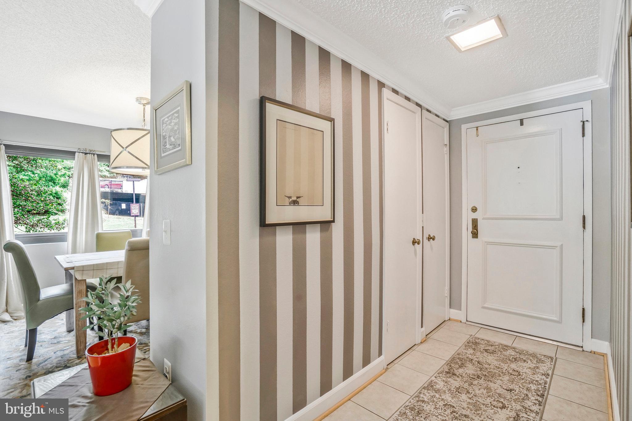 ALEXANDRIA KNOLLS - Residential