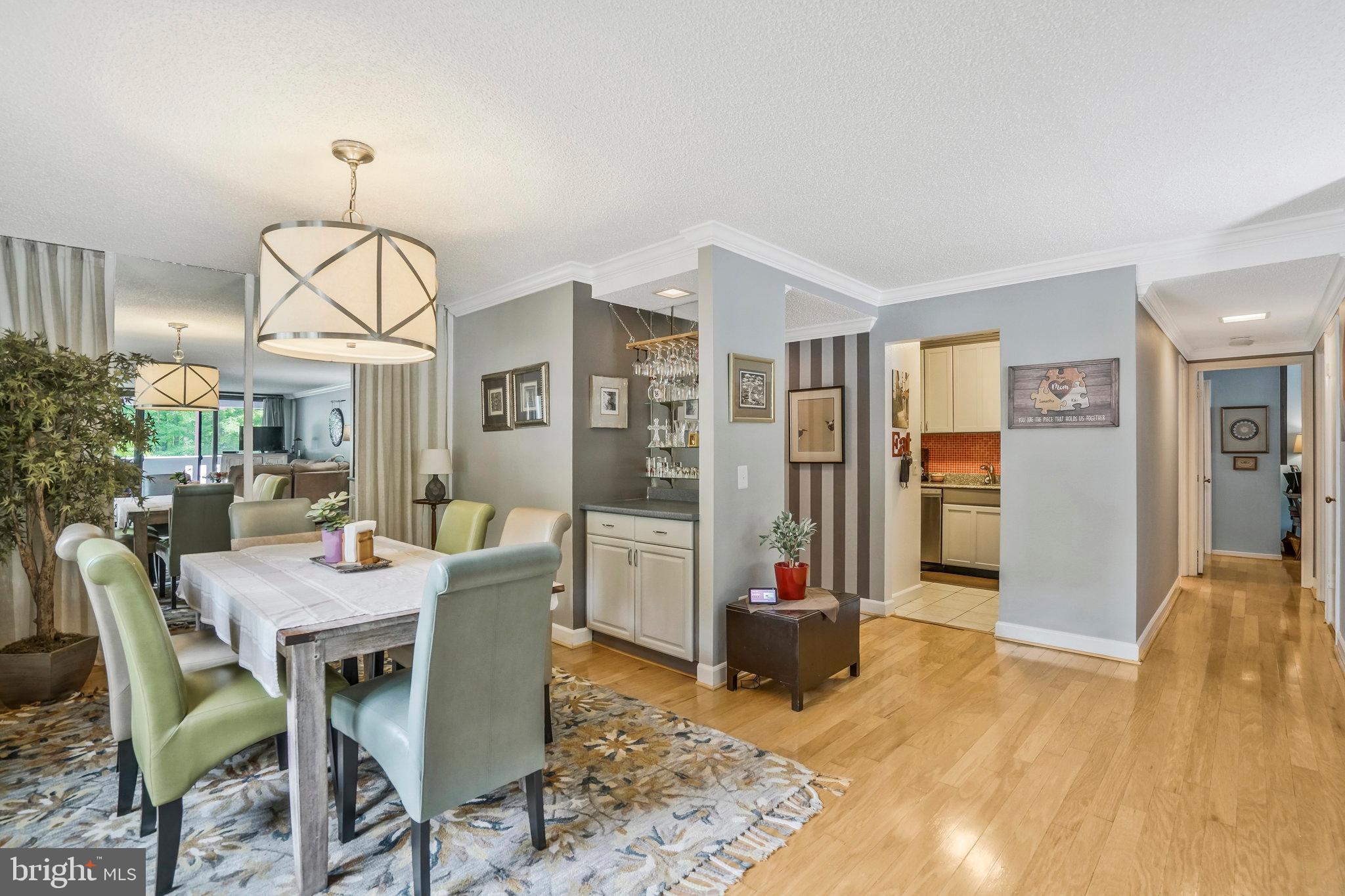 ALEXANDRIA KNOLLS - Residential