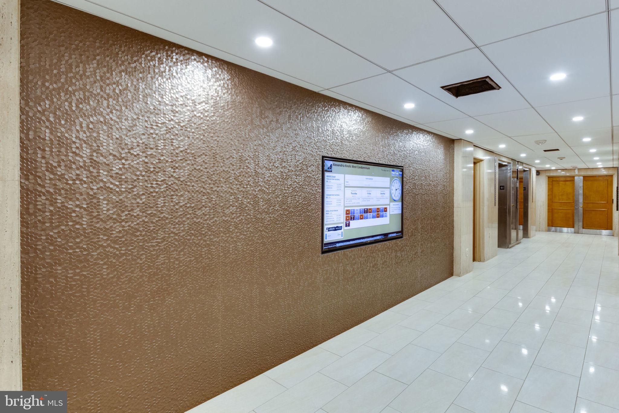 ALEXANDRIA KNOLLS - Residential