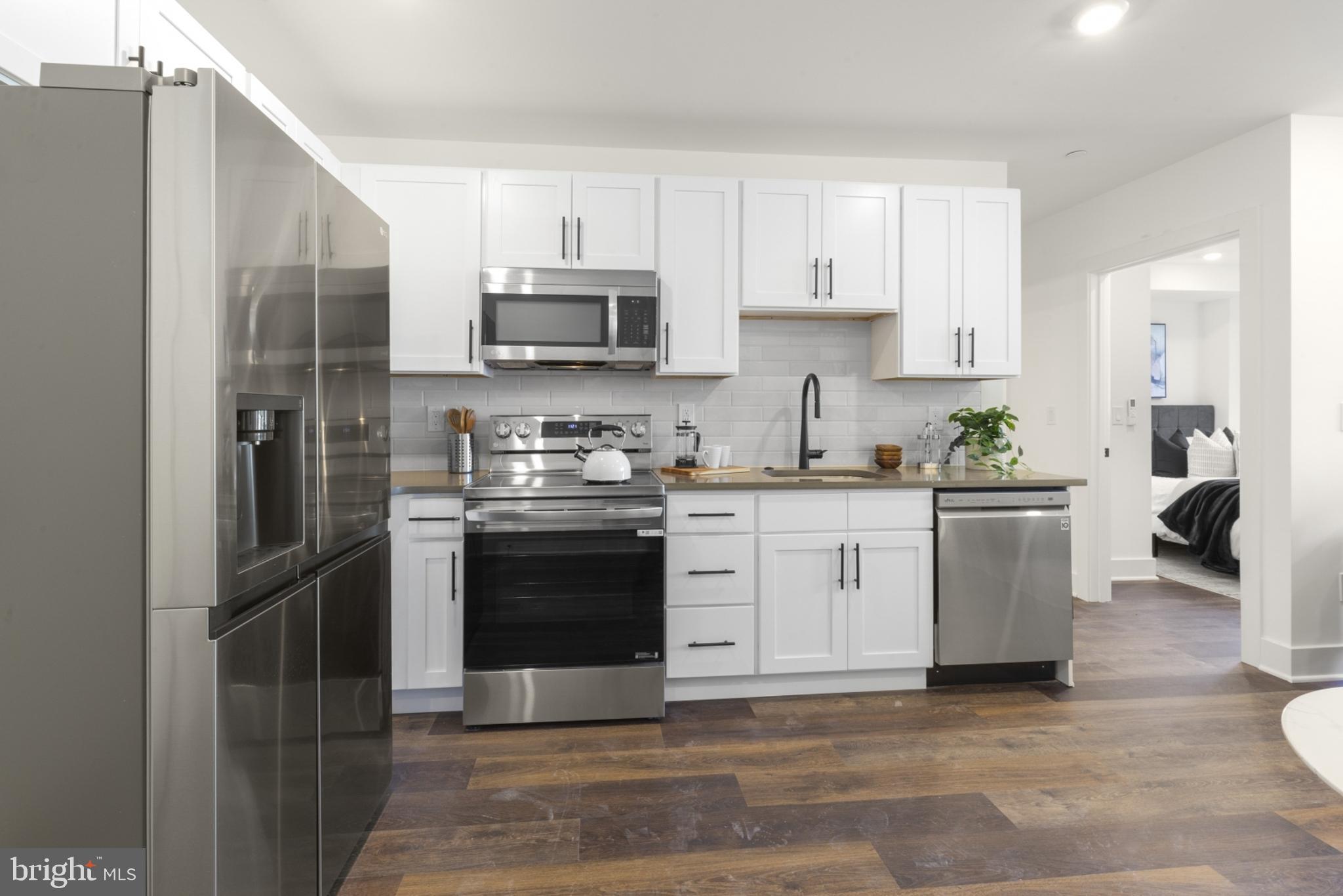 ROXBOROUGH - Residential Lease