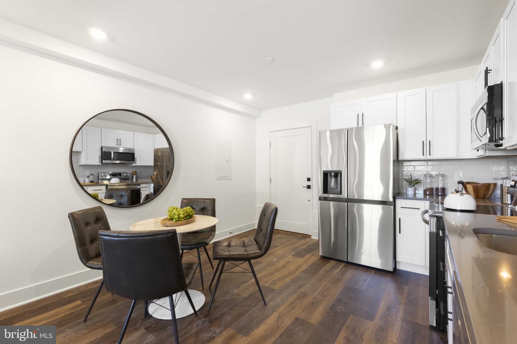 ROXBOROUGH - Residential Lease