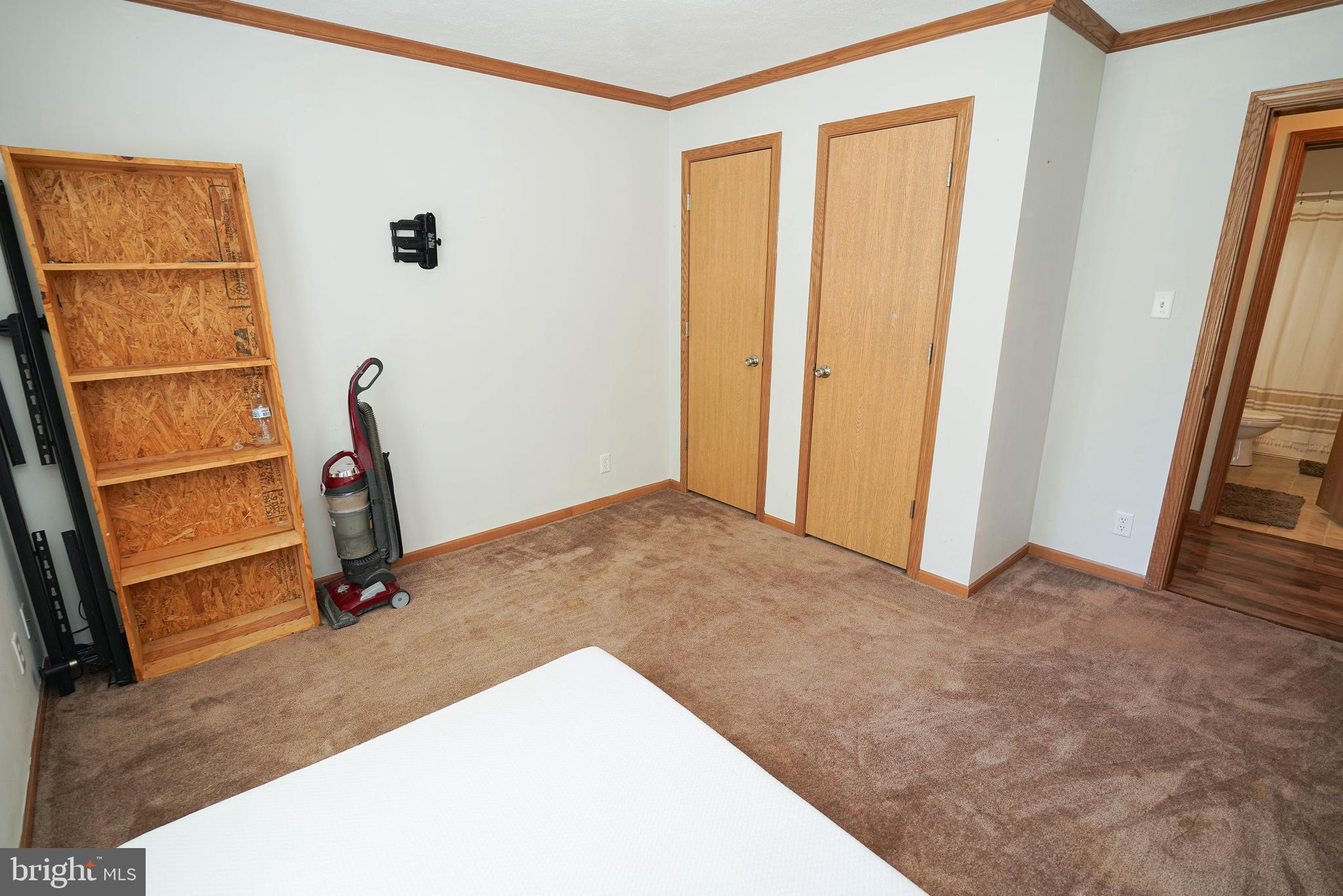 HURLOCK - Residential