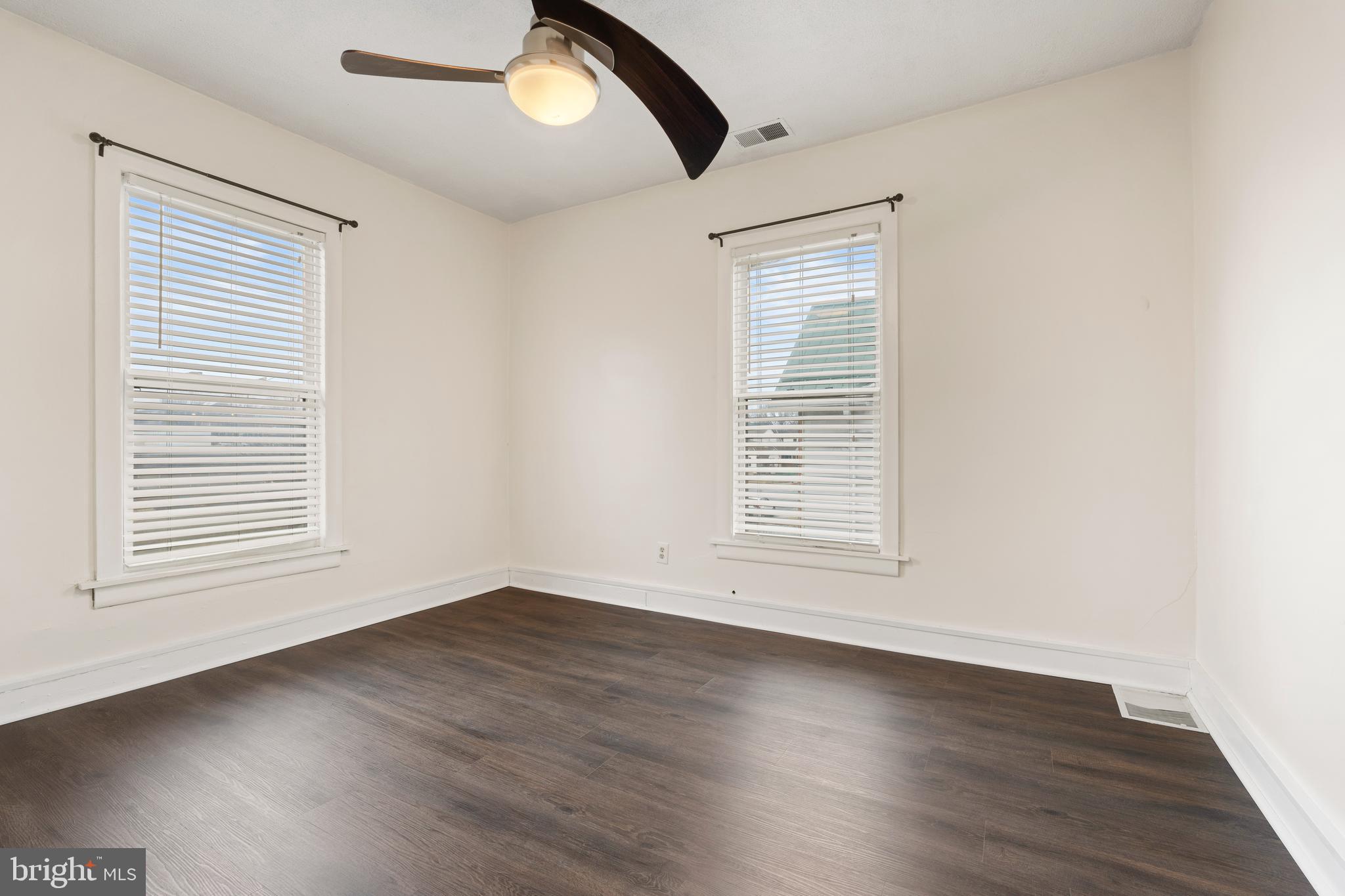 HAGERSTOWN - Residential