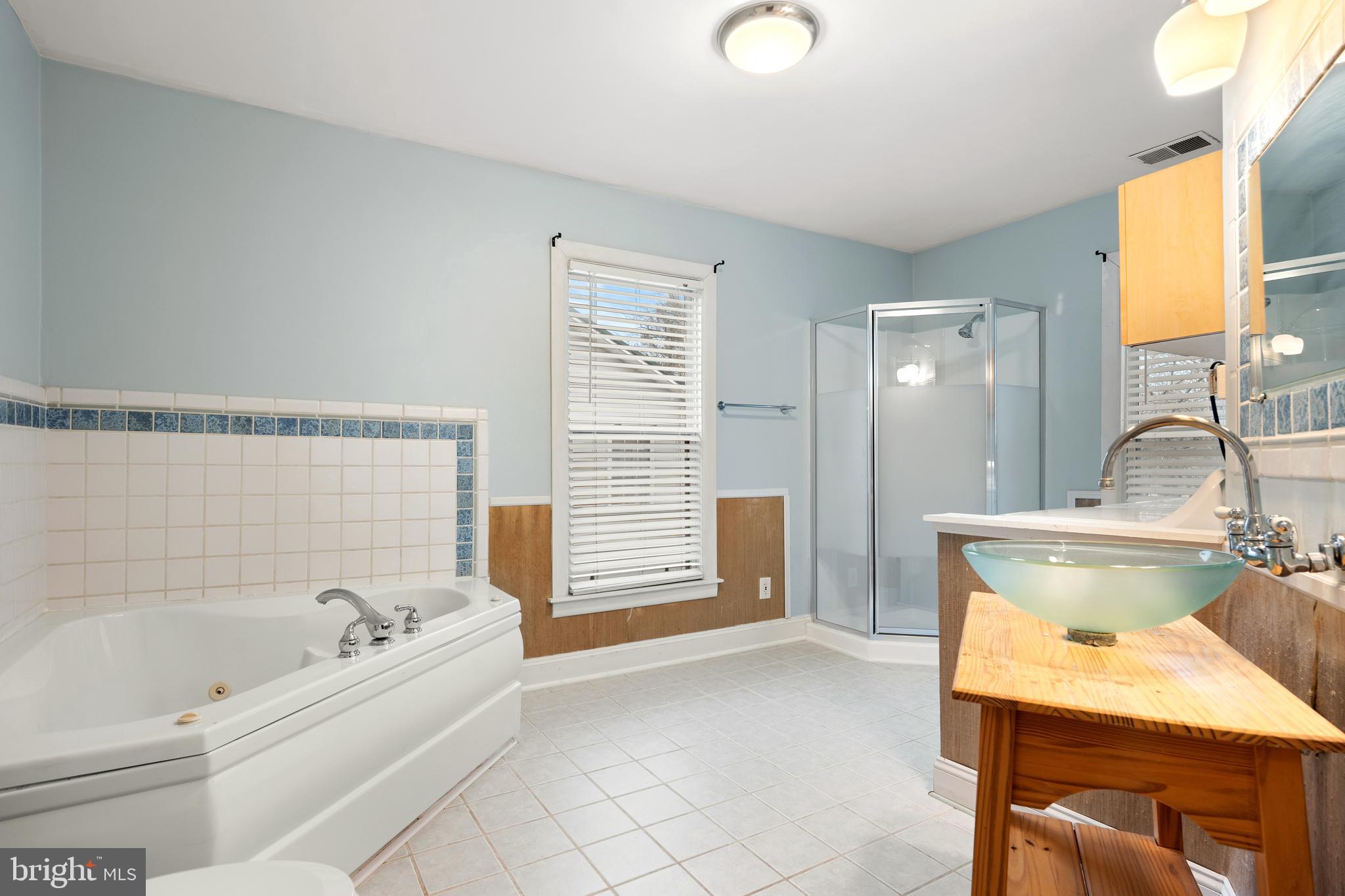 HAGERSTOWN - Residential