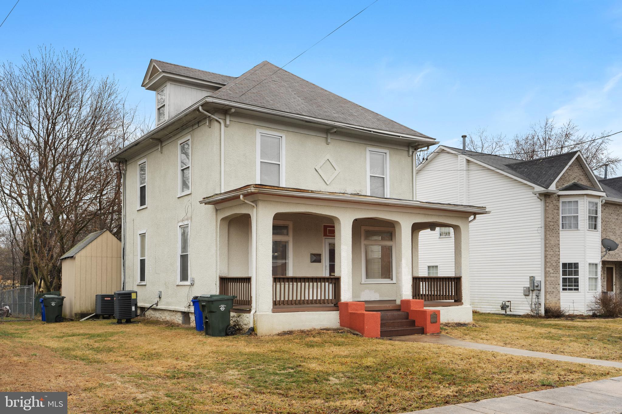 HAGERSTOWN - Residential