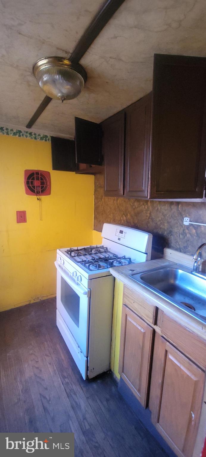 MONTEBELLO - Residential