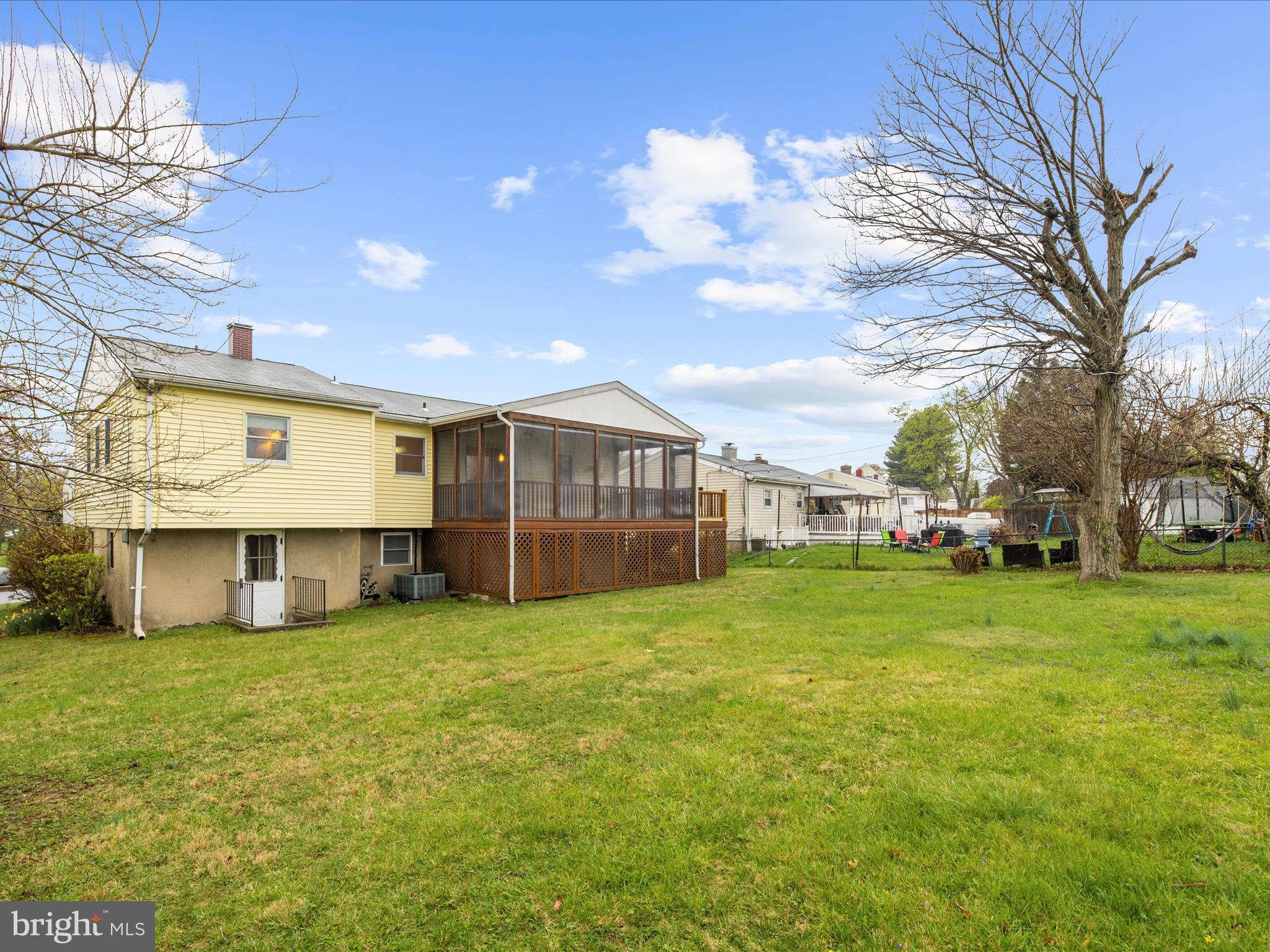 WESTVIEW PARK - Residential