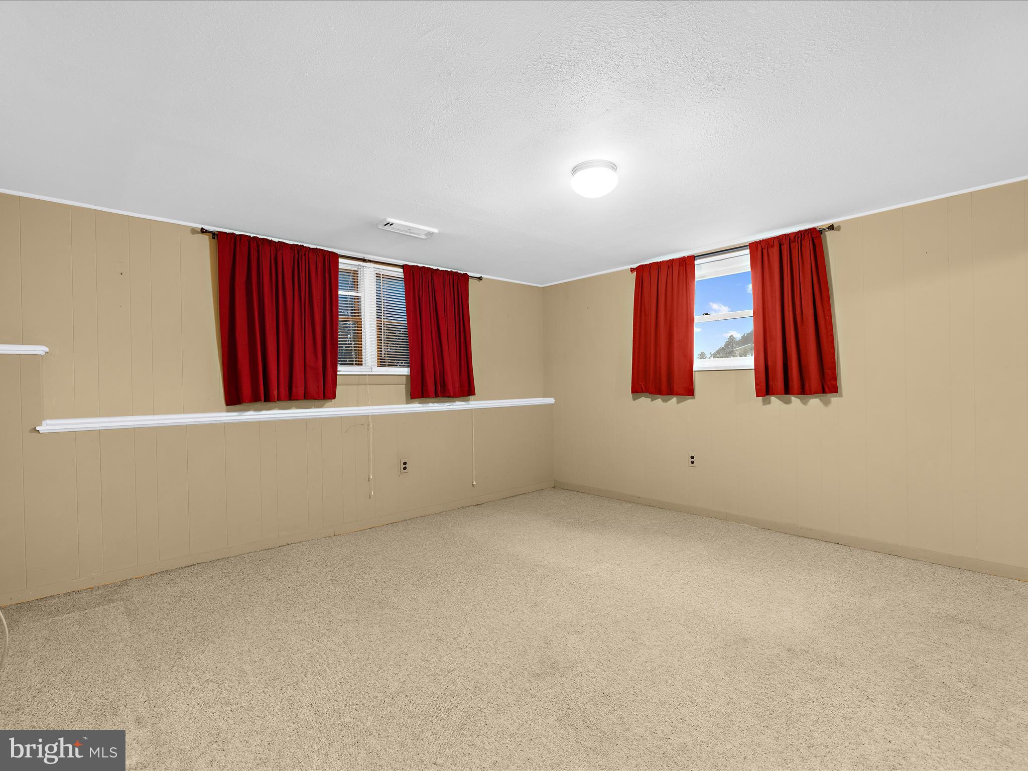 WESTVIEW PARK - Residential