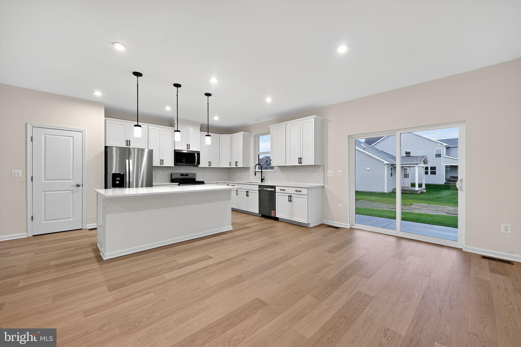 CHASE OAKS - Residential