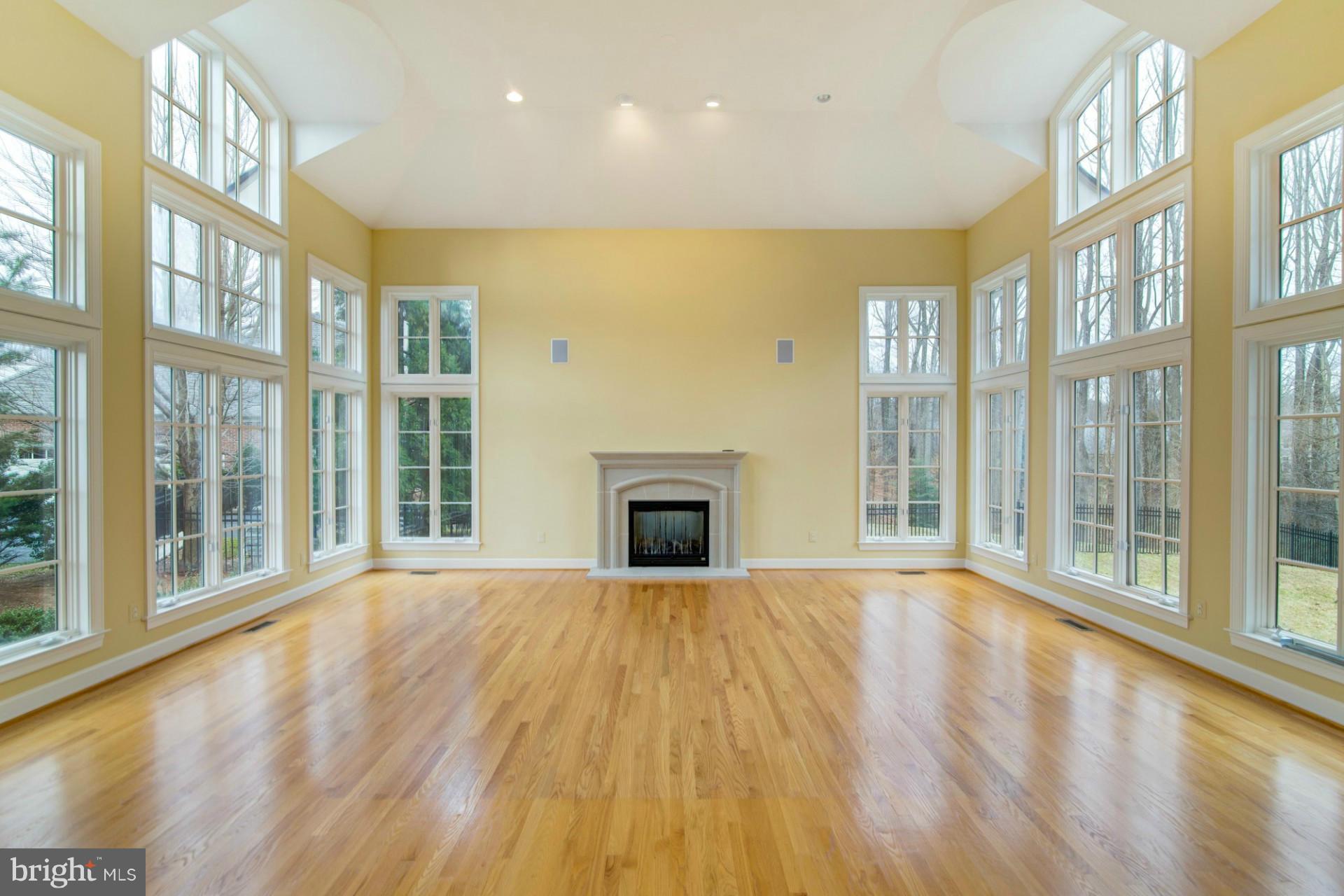 GARFIELD PARK - Farm