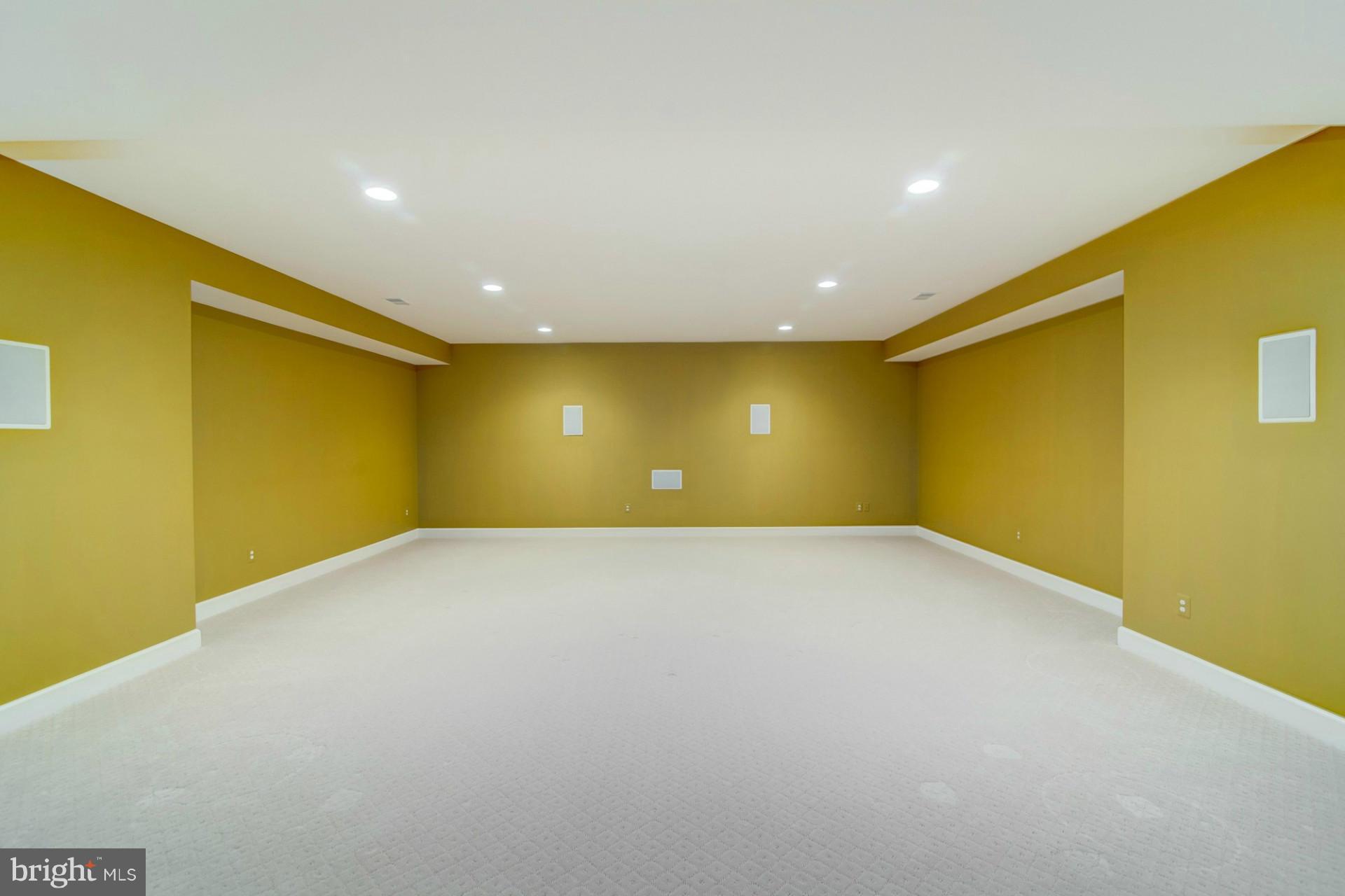 GARFIELD PARK - Farm