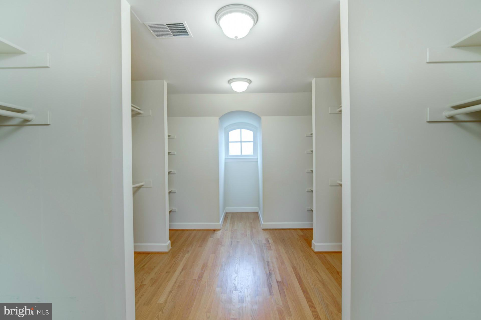 GARFIELD PARK - Farm