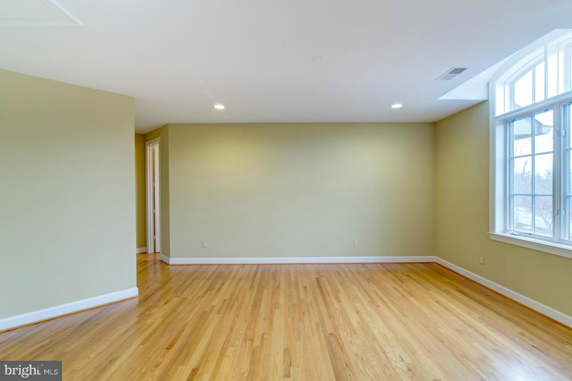 GARFIELD PARK - Farm