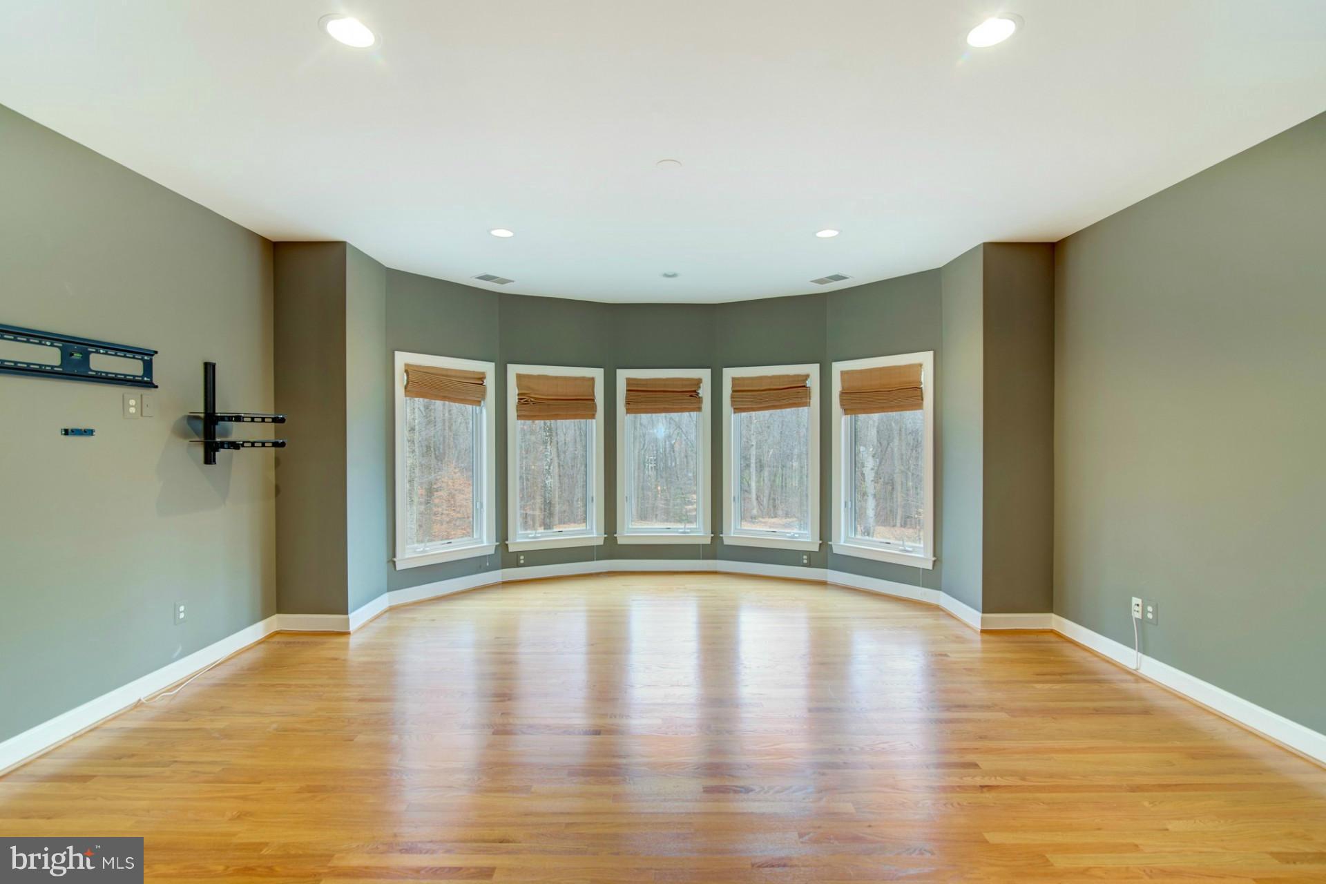 GARFIELD PARK - Farm