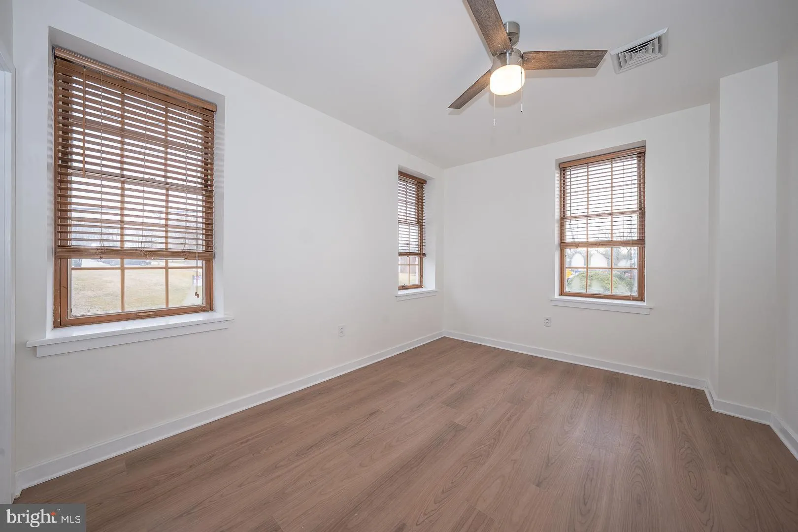 Devon, Pennsylvania 19333, United States, 2 Bedrooms Bedrooms, ,2 BathroomsBathrooms,Residential,Active,205609