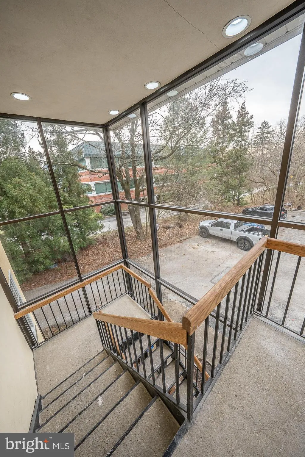 Devon, Pennsylvania 19333, United States, 2 Bedrooms Bedrooms, ,2 BathroomsBathrooms,Residential,Active,205609