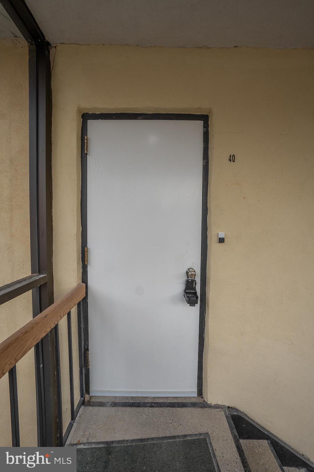 42 N WATERLOO ROAD 38