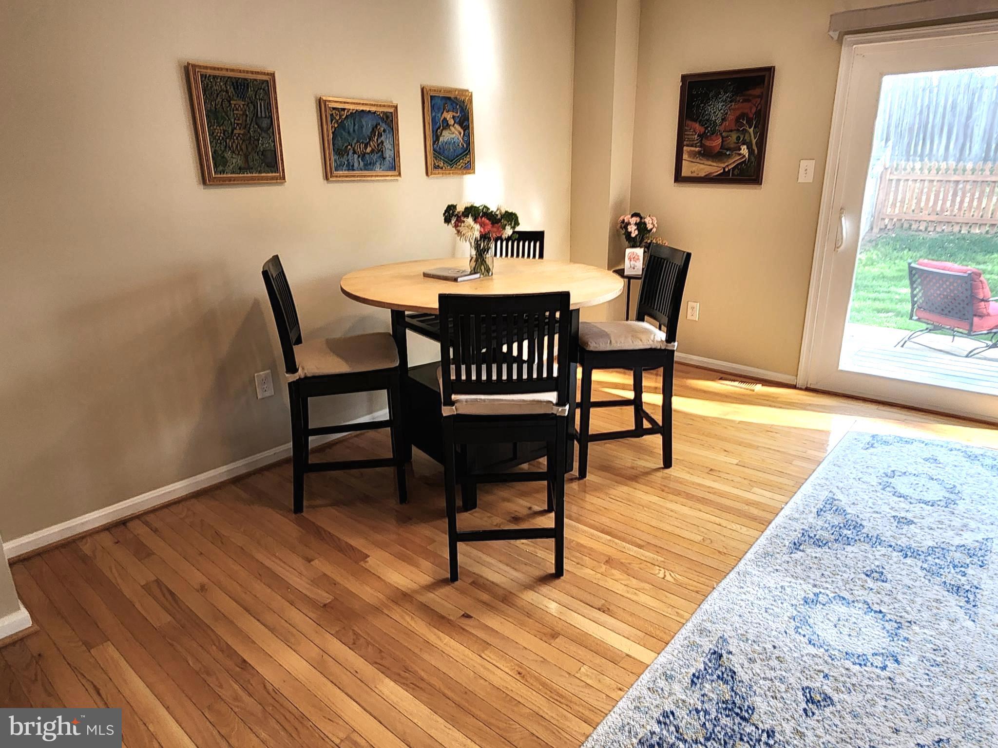 PINEDALE WOODS - Residential