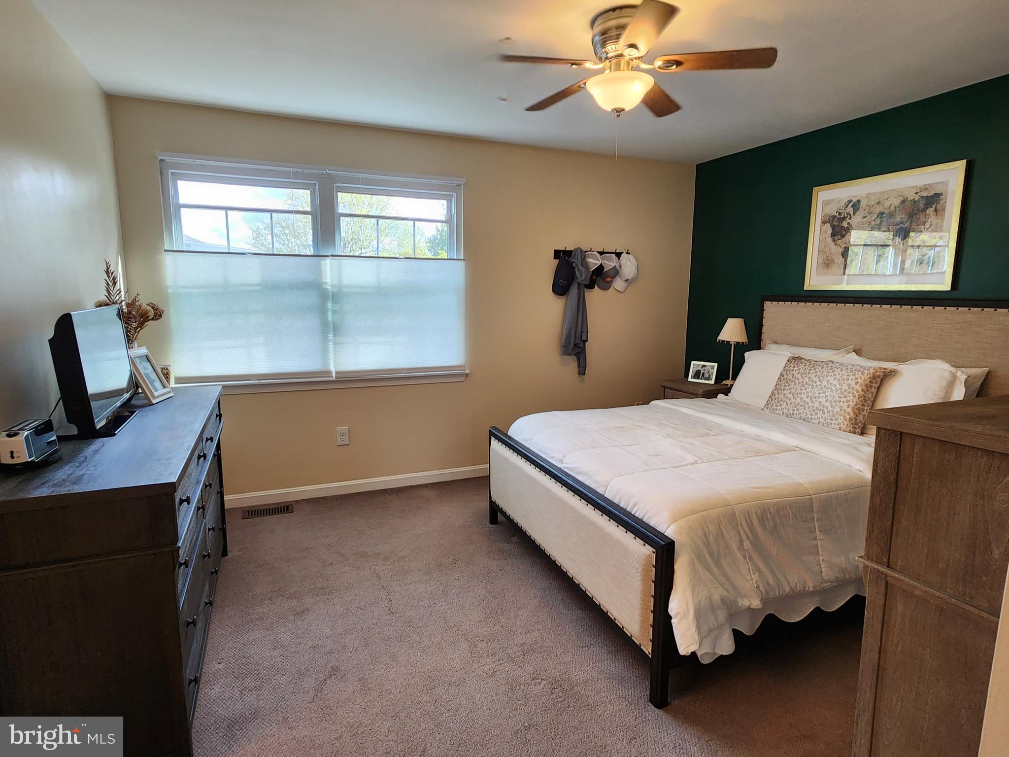 PINEDALE WOODS - Residential