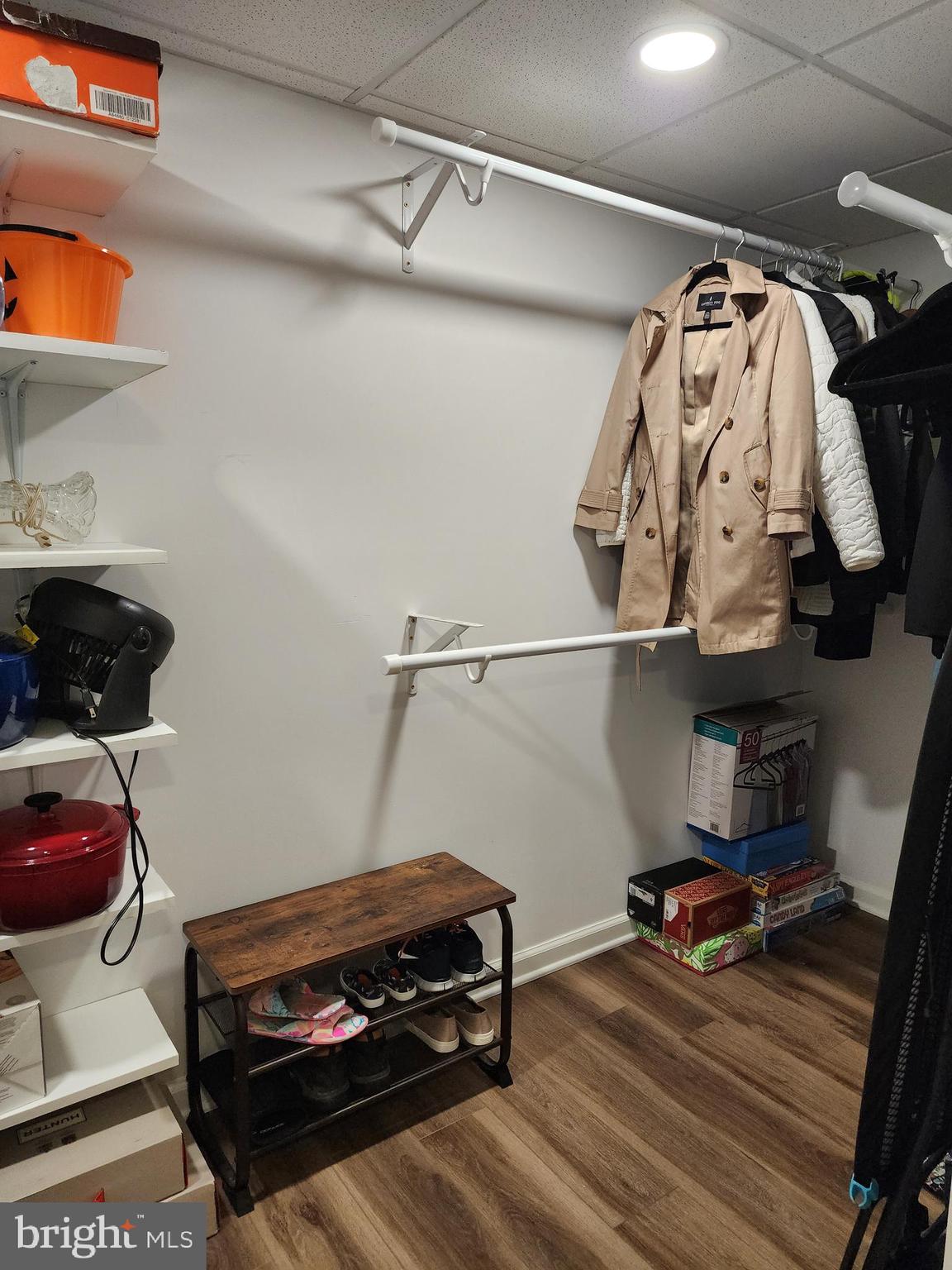 PINEDALE WOODS - Residential