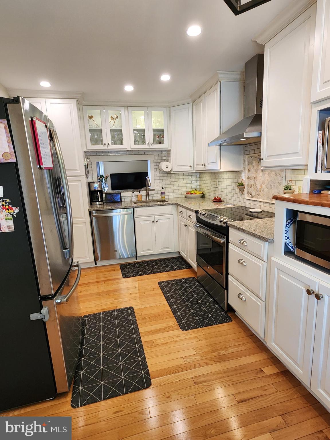 PINEDALE WOODS - Residential