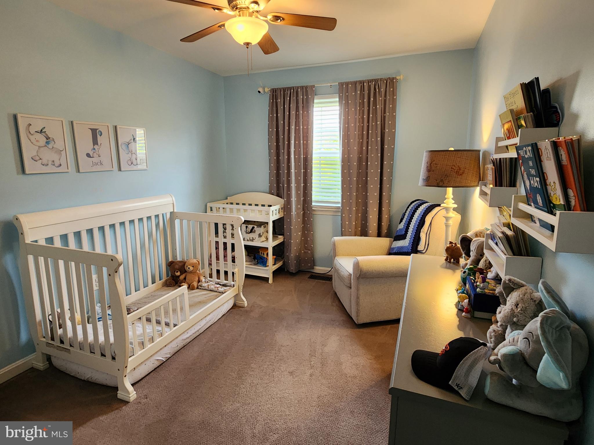 PINEDALE WOODS - Residential