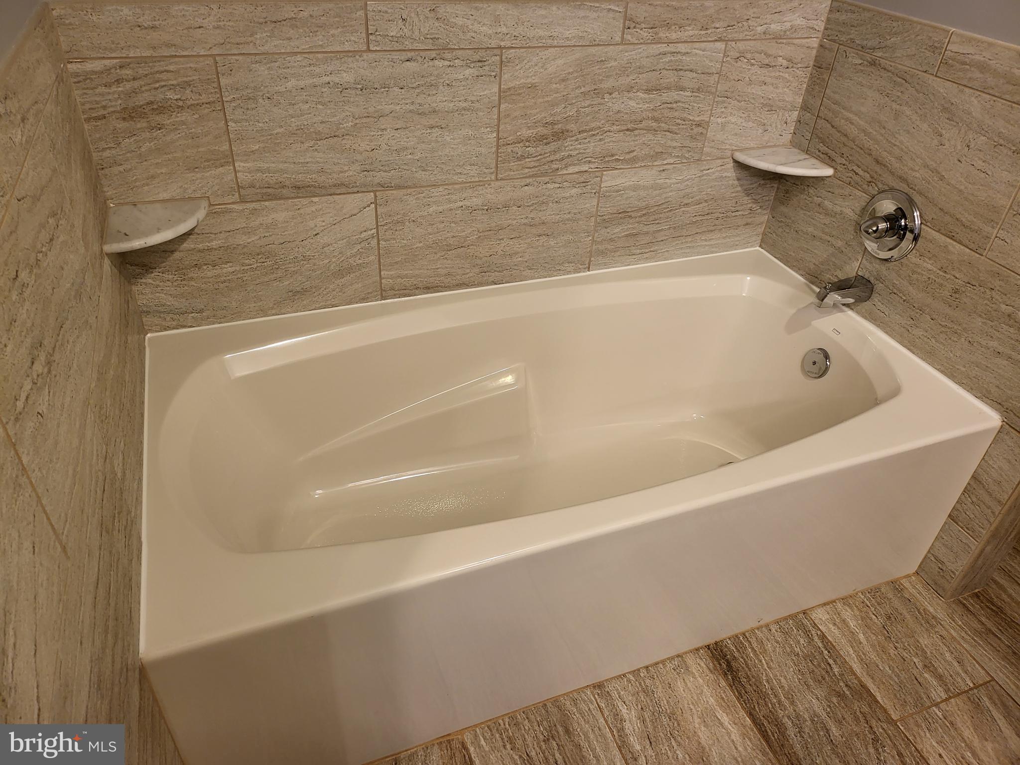 FELLS POINT HISTORIC DISTRICT - Residential Lease