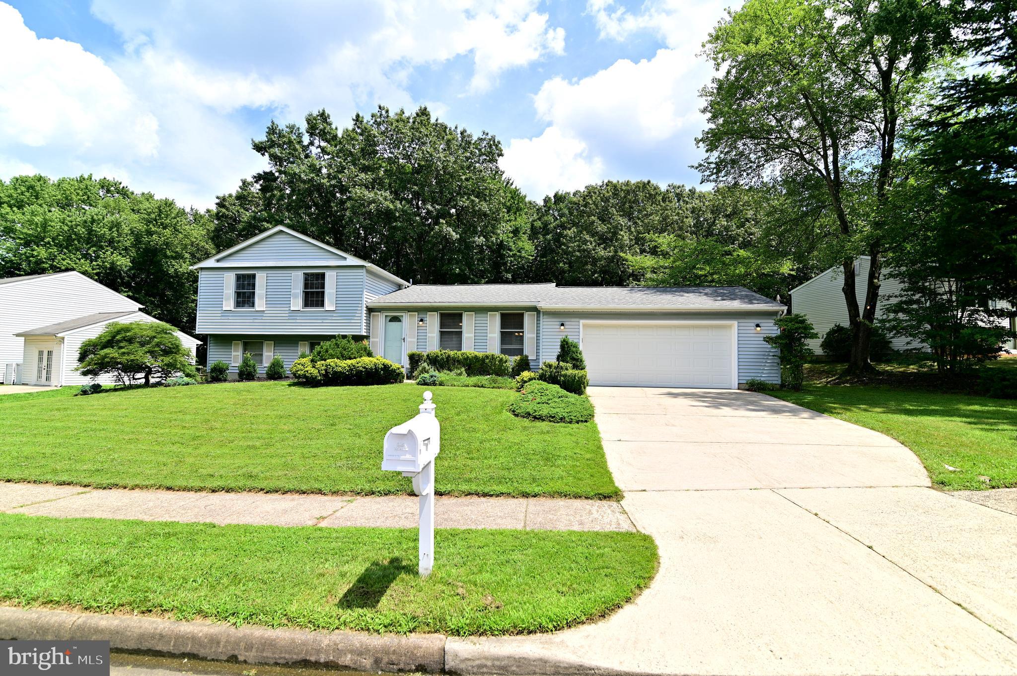 104 SILVERLEAF COURT